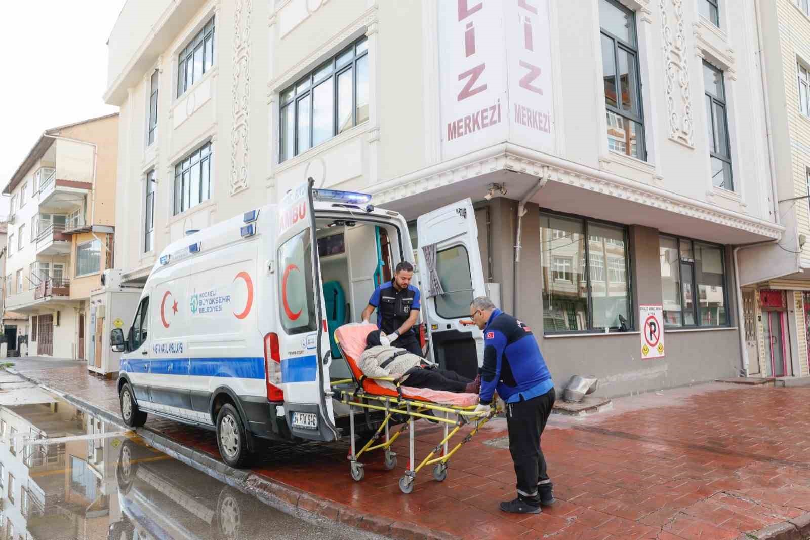 2024 Yılında 48 Bin Kişiye Hasta Nakil Ambulans Hizmeti