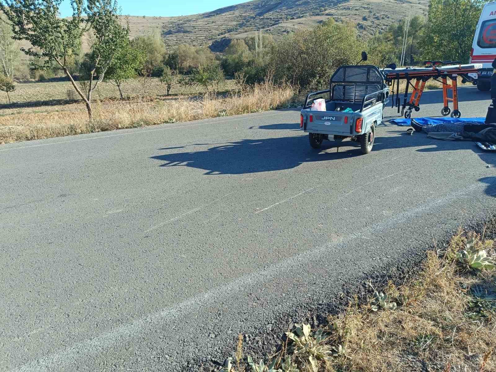 Afyonkarahisarda Moped Kazası 3 Yaralı