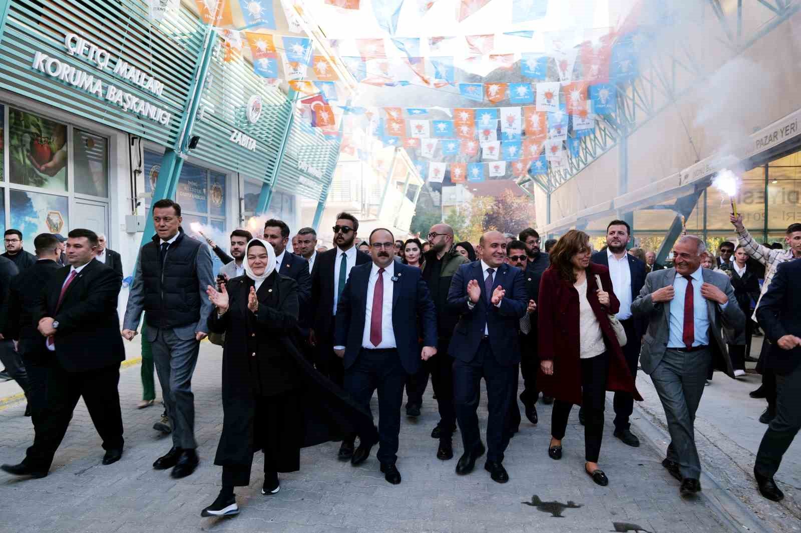 Ak Partiden İnönüde Coşkulu Kongre