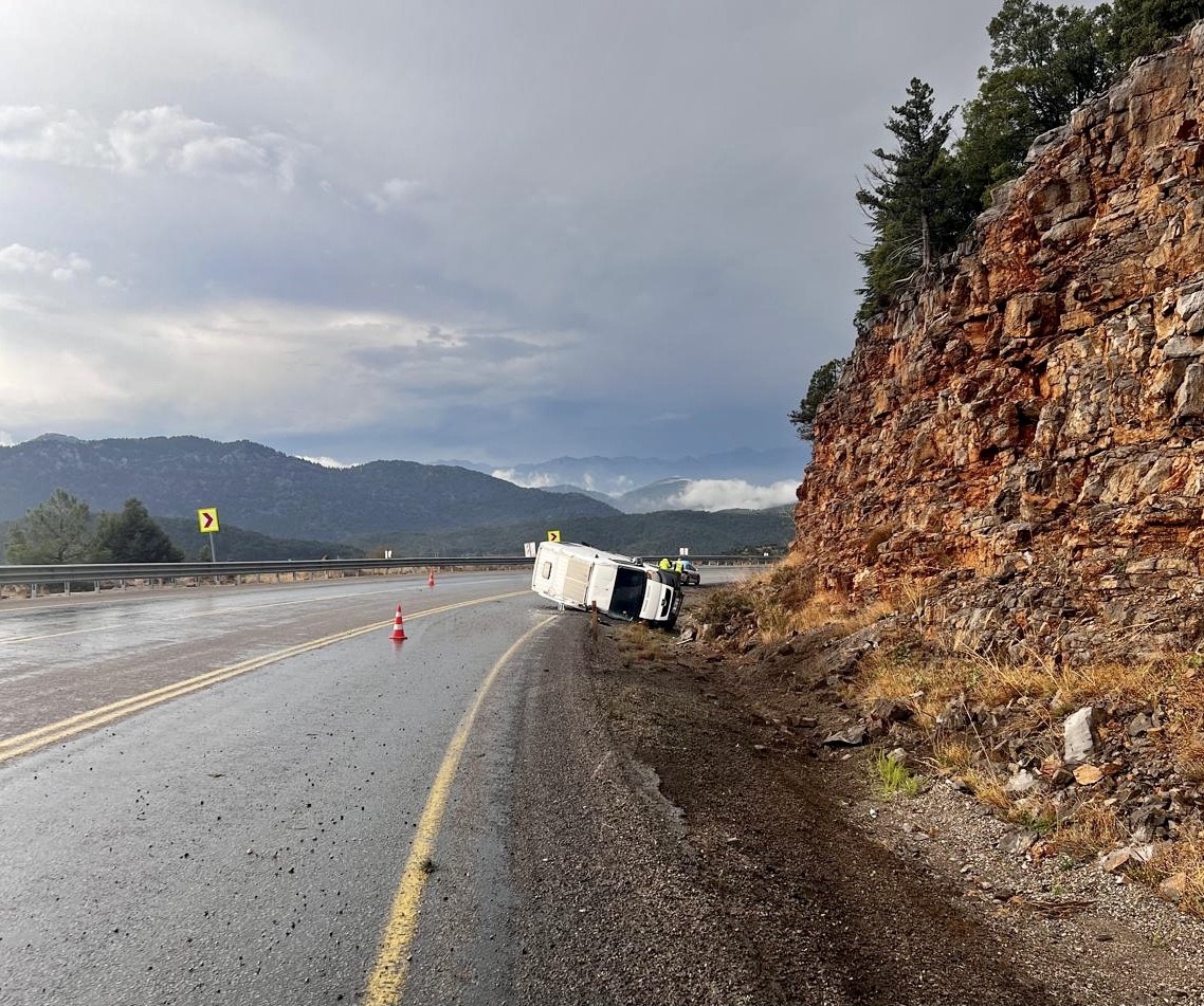 Aksekide Trafik Kazası: 1 Yaralı