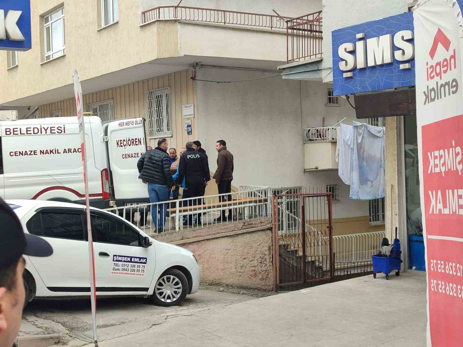 Ankarada Cinnet Geçiren Anne 2 Çocuğunu Öldürdü, 1İni Ağır Yaraladı