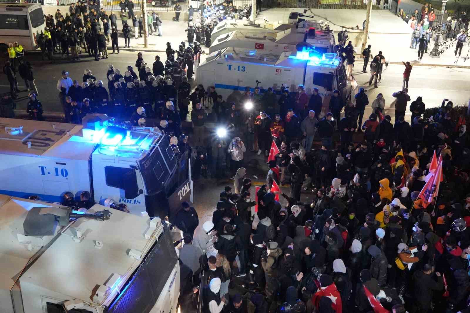 Ankarada, Ekrem İmamoğlunun Tutuklanması Protesto Edildi