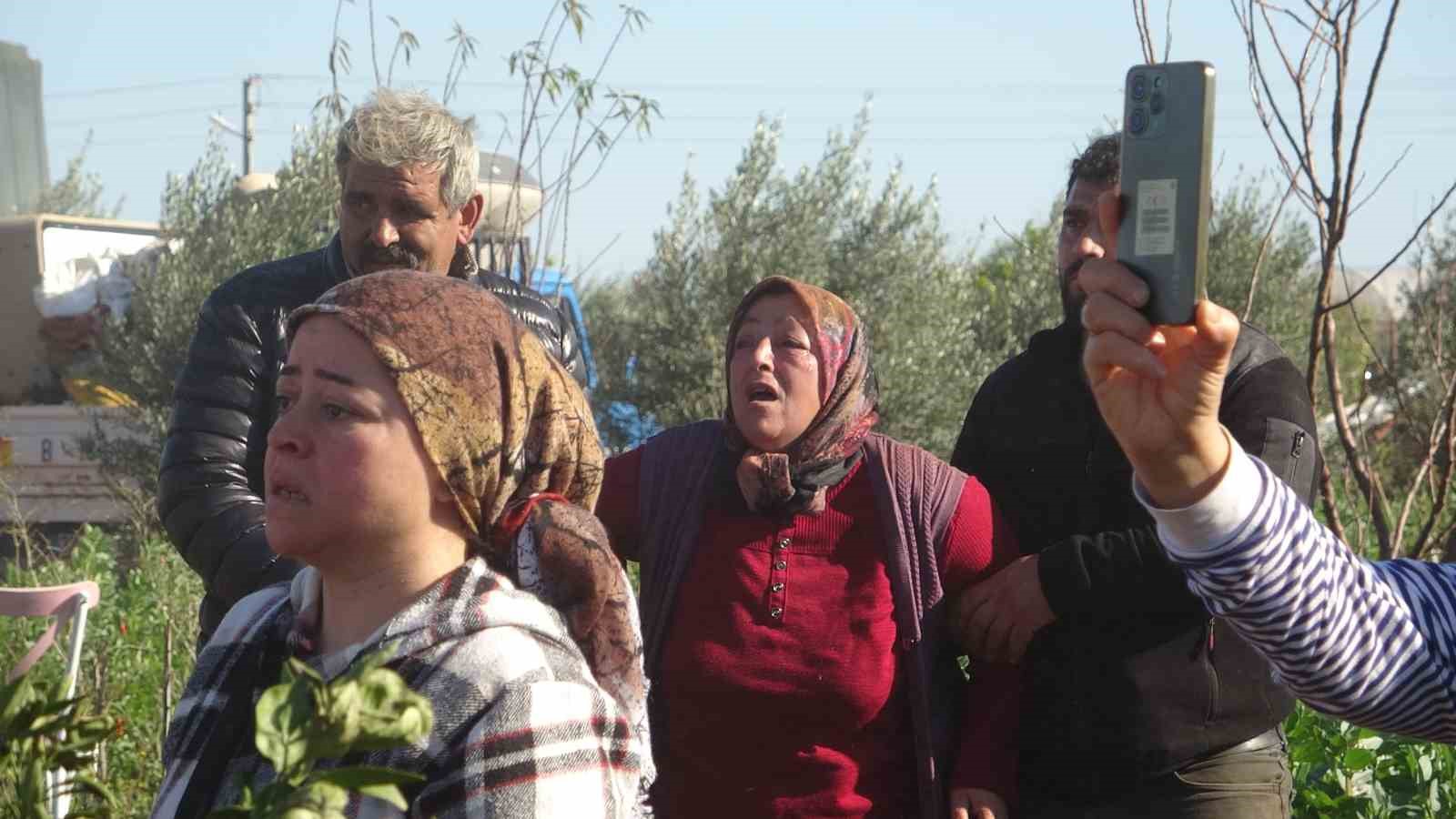 Antalyada Yıkım Gerginliği Devam Etti, Evi Yıkılan Kadın Gözyaşlarına Boğuldu