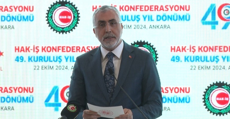 Bakan Işıkhan: “Belediyelerden Atılan İşçiler İçin Harekete Geçerek Hukuki Hakları İçin Mücadelemizi Yürütüyoruz”