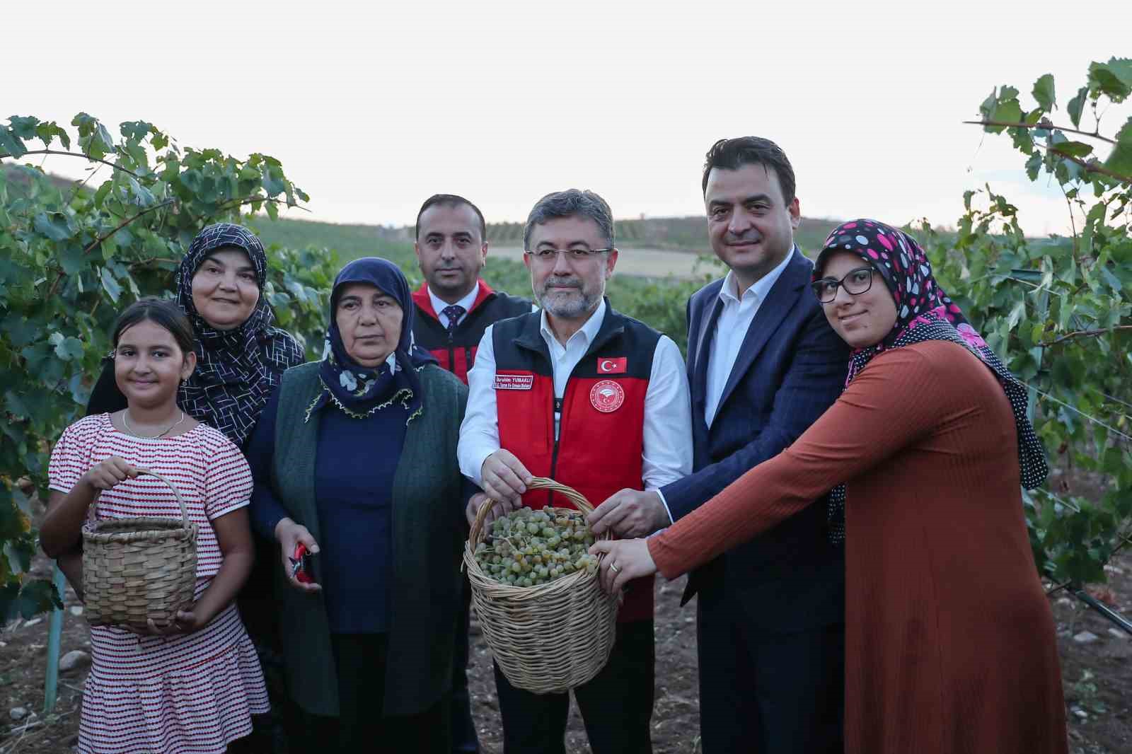 Bakan Yumaklı: 2025 İçin Biyoteknik Mücadele Desteğini Artırdık”