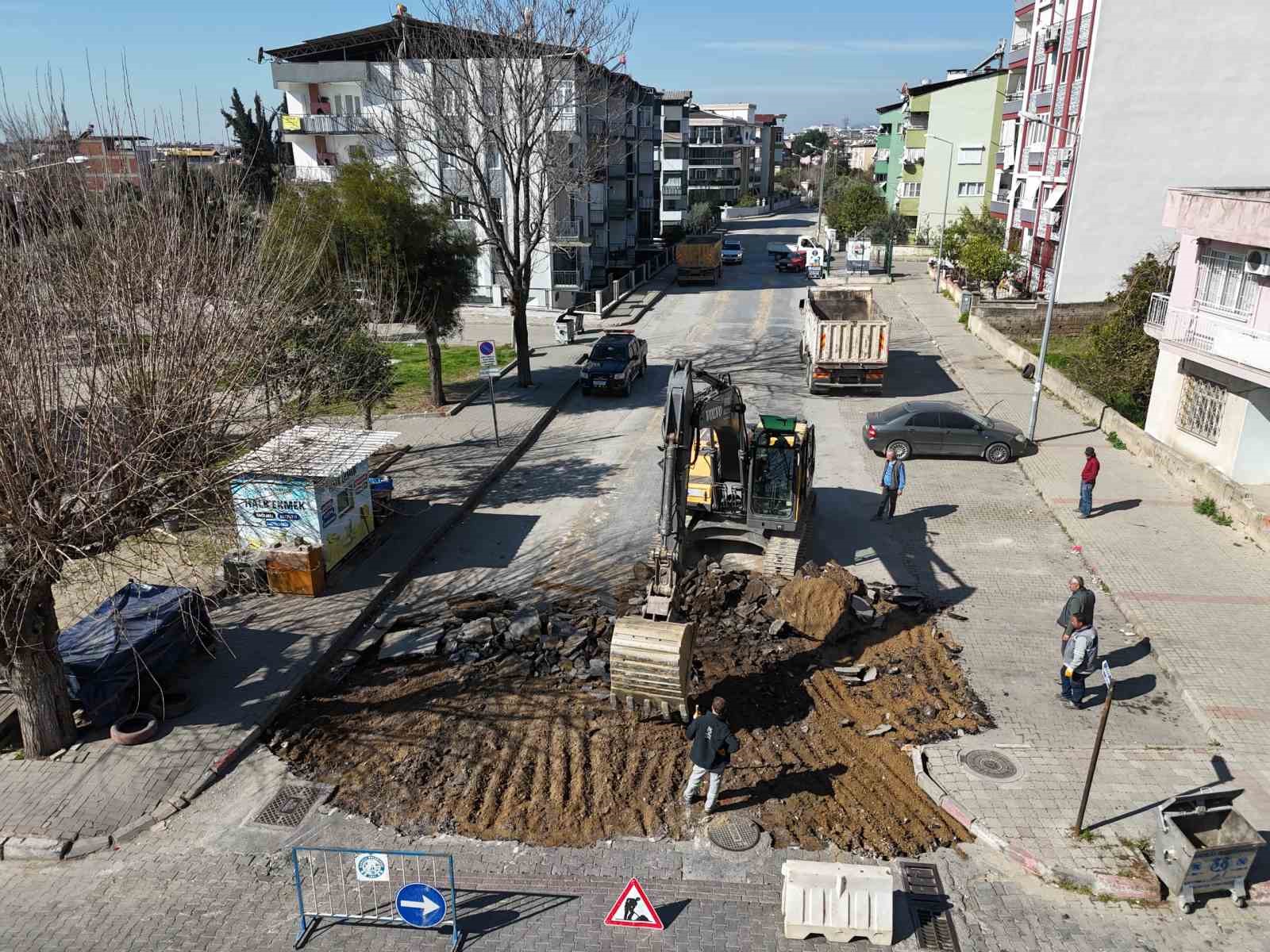 Başkan Tetik, Yol Çalışmalarını Yerinde İnceledi