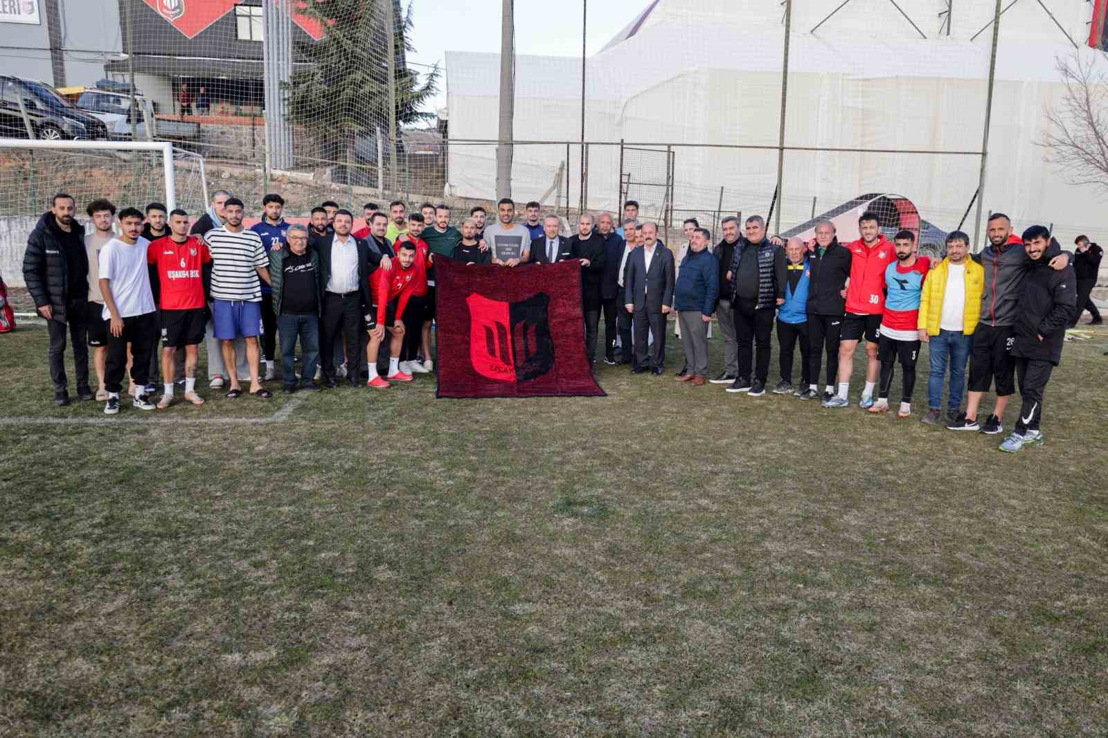 Başkan Yalımdan Uşakspor Sporcularına Ziyaret