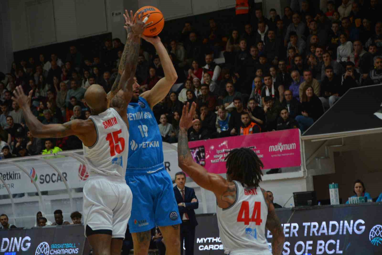 Basketbol Şampiyonlar Ligi: Aliağa Petkimspor: 87 - Pallacanestro Reggiana: 91