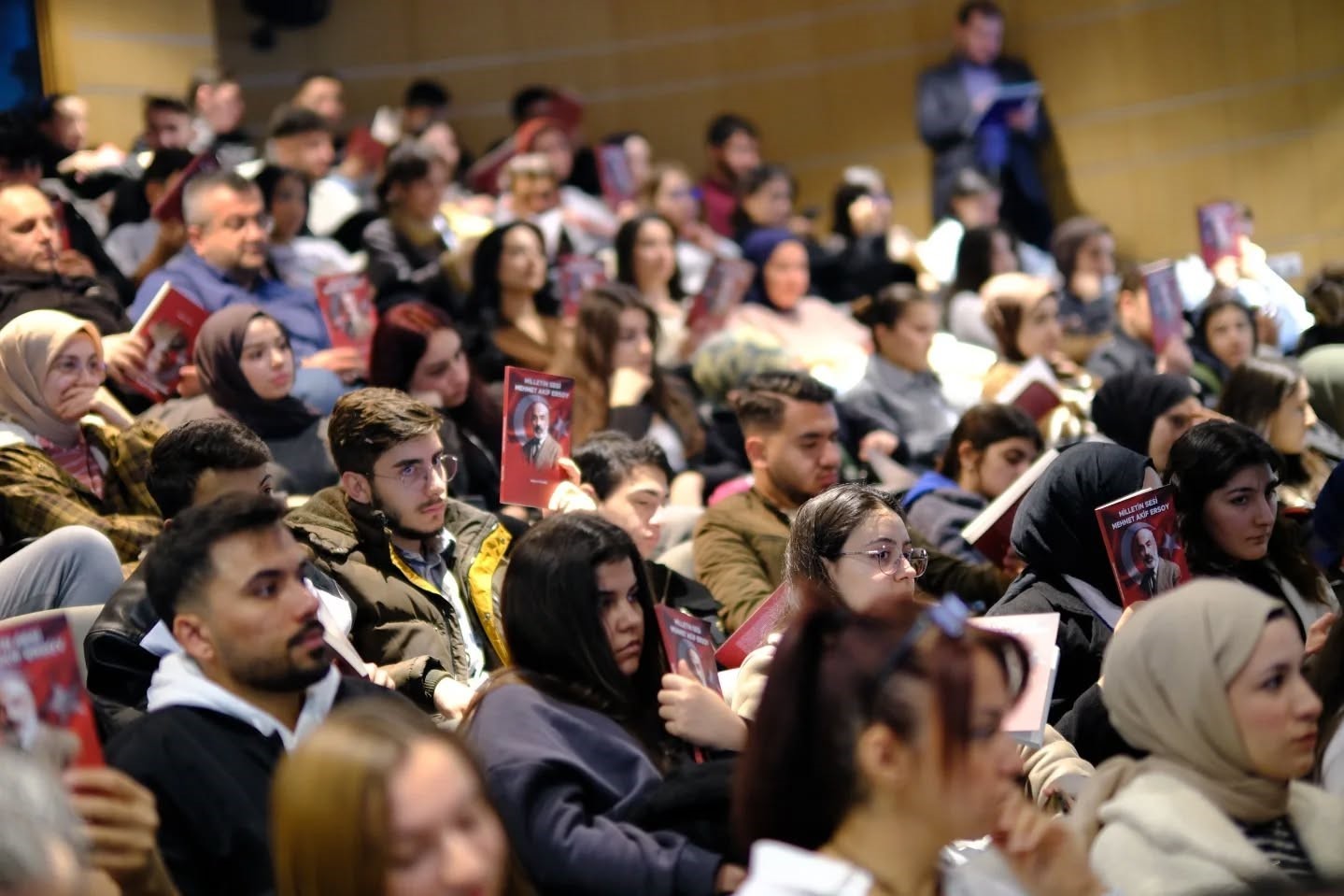 Bayburtta ‘İstiklal Marşı Ve Mehmet Akif Ersoy Konferansı Düzenlendi