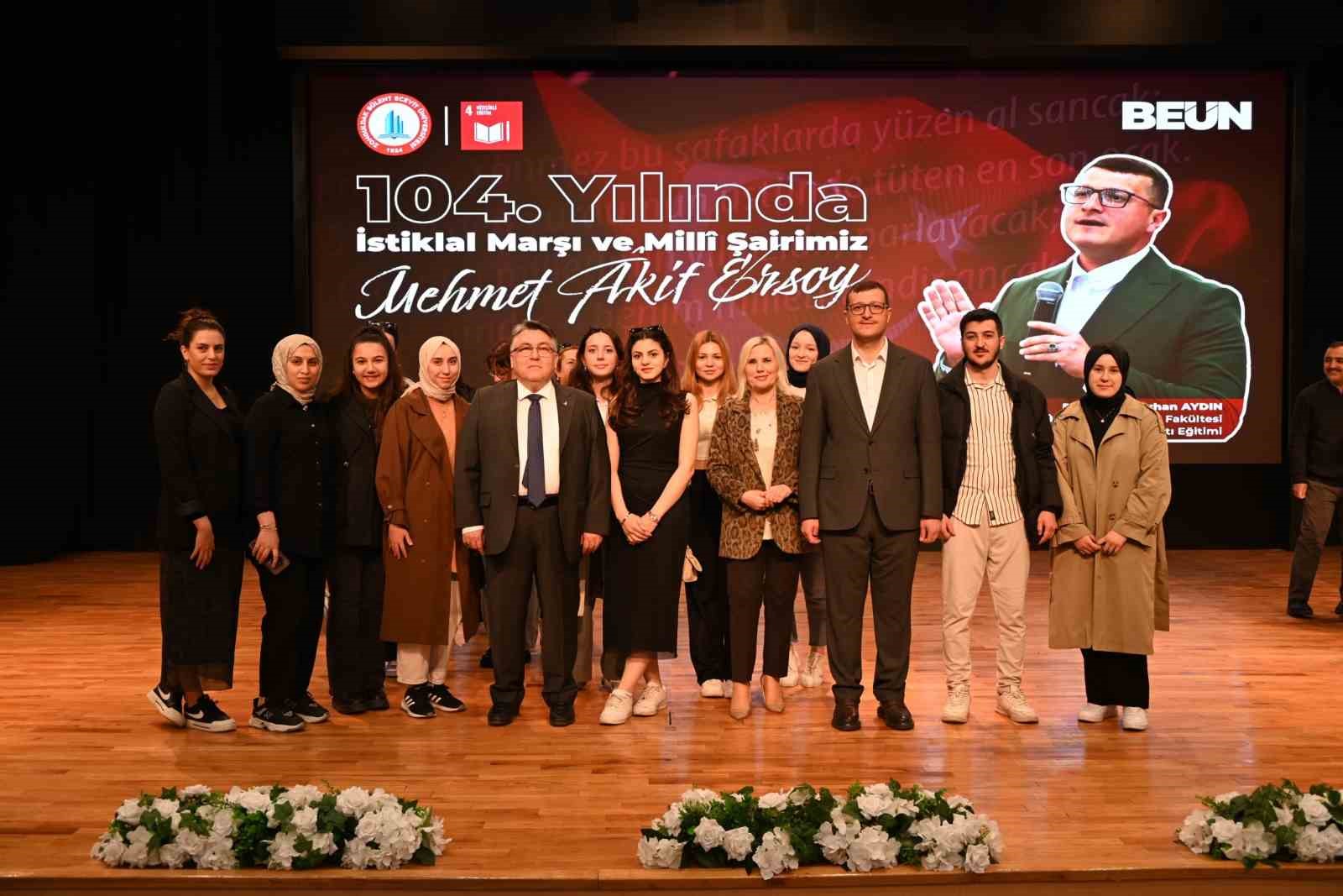 Beunda İstiklal Marşı Ve Mehmet Akif Ersoyu Anma Konferansı Düzenlendi