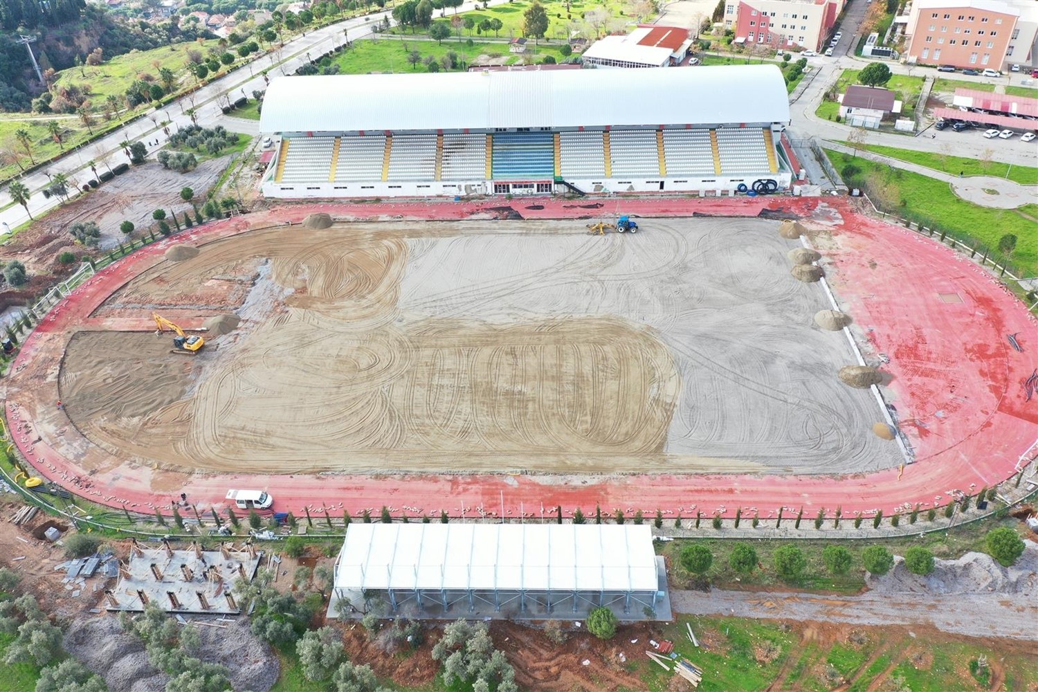 Binali Yıldırım Stadyumunda Yenileme Çalışmaları Devam Ediyor