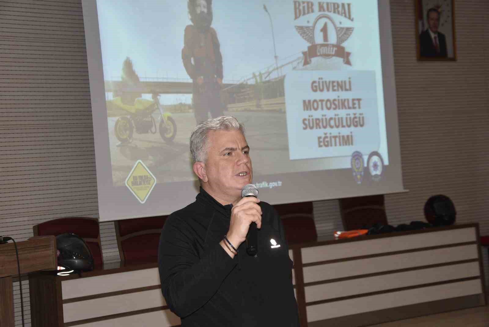 Bitliste Motosiklet Sürücülerine Güvenli Sürüş Semineri Düzenlendi