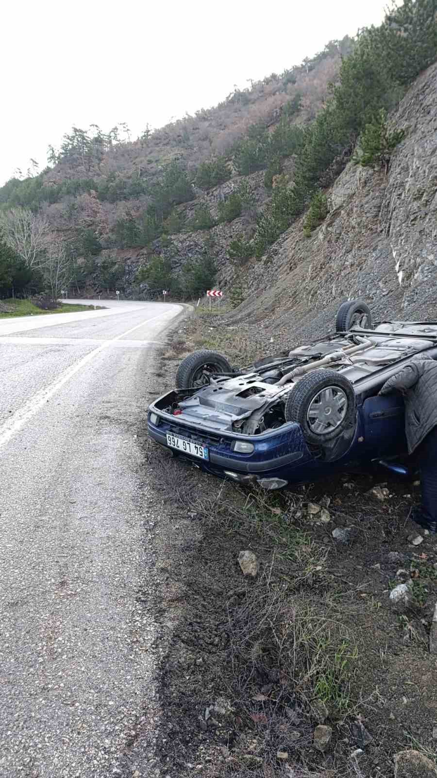 Boluda Buzlanma Nedeniyle Kontrolden Çıkan Otomobil Takla Attı