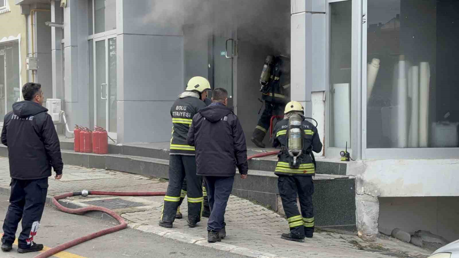 Boluda İş Yeri Yangını