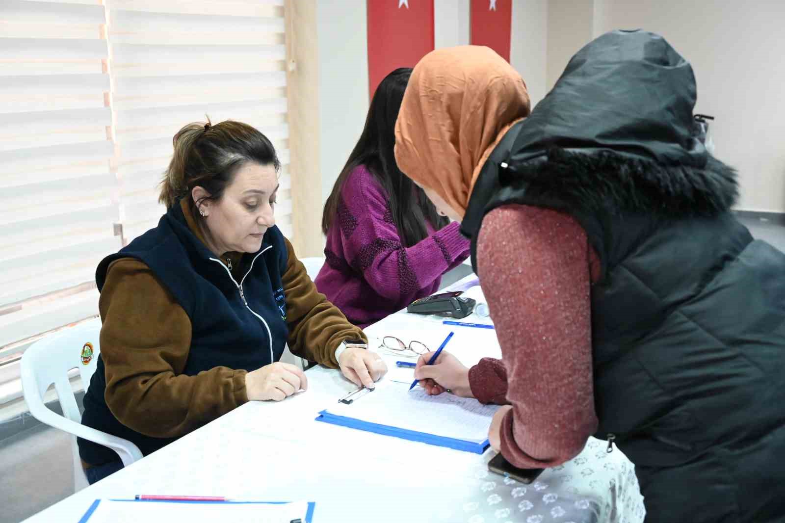 Bozüyük Belediyesi, Kış Desteği Kartlarının Dağıtımına Başlandı