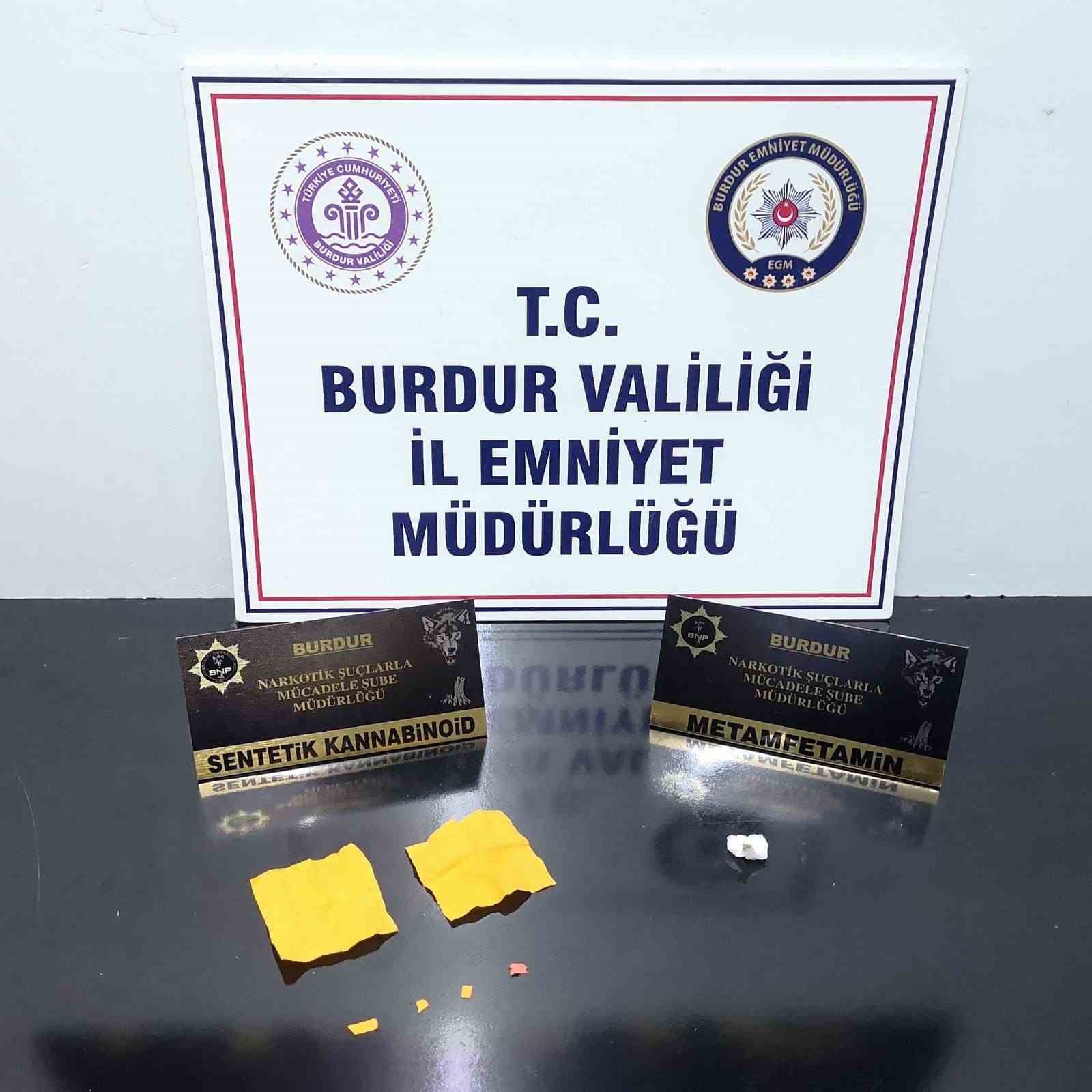 Burdurda Minibüste Üzerinden Uyuşturucu İle Yakalanan Şüpheli Tutuklandı