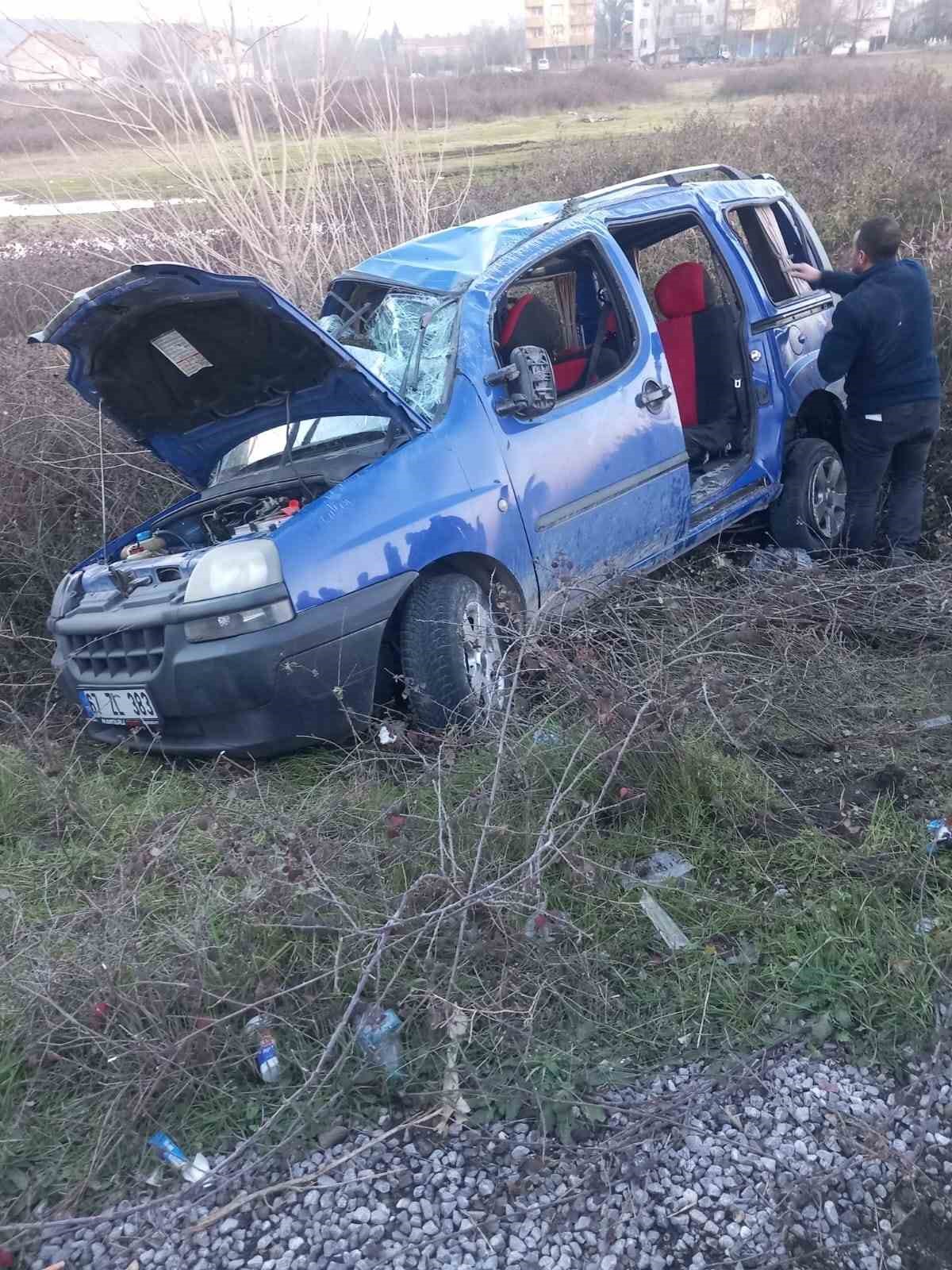 Çaycumada Trafik Kazası: 5 Yaralı