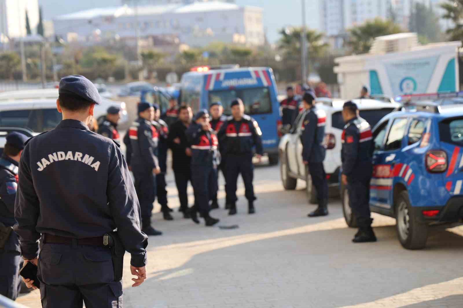 Çocuğun Maganda Kurşunuyla Ağır Yaralanmasıyla İlgili 10 Şüpheli Adliyeye Sevk Edildi