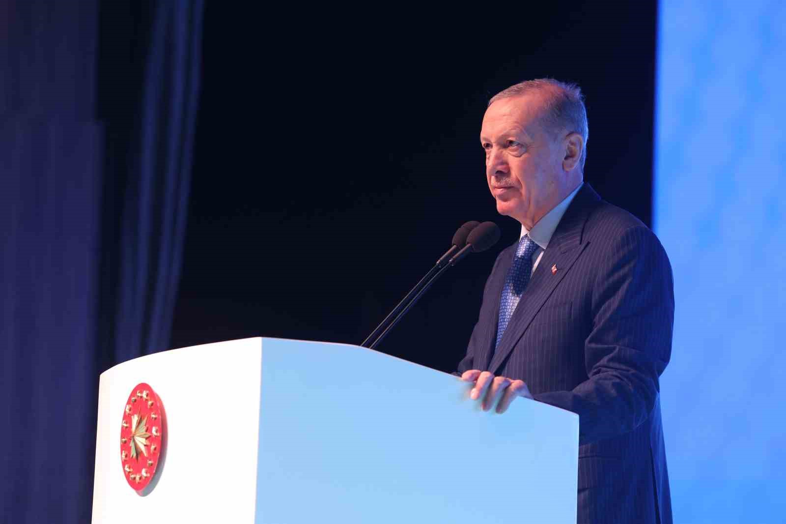 Cumhurbaşkanı Erdoğan: Bu Kılıçları Kime Çekiyorsunuz, Şimdi Bunlarla İlgili Araştırmalar Yapılıyor