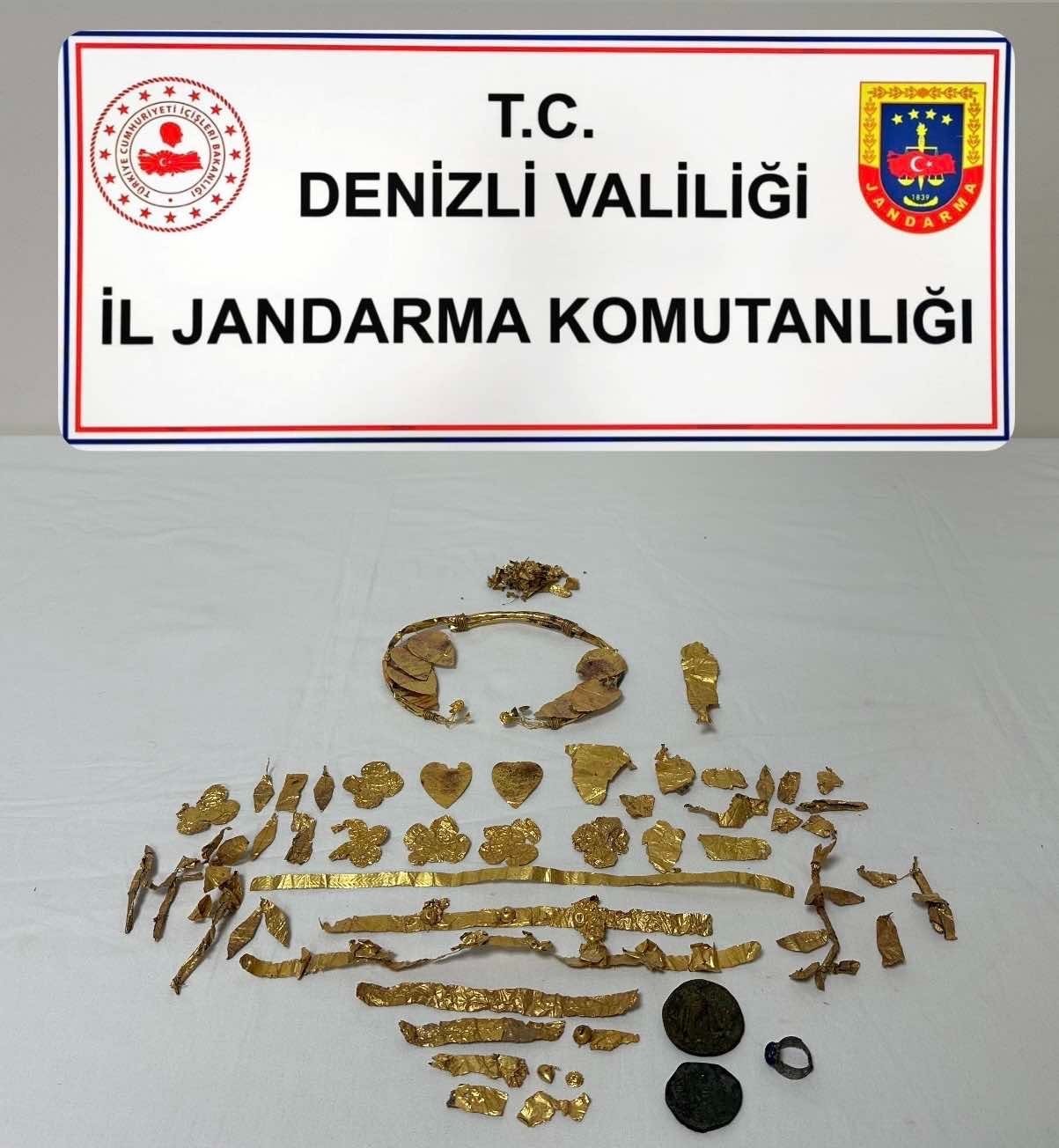 Denizlide Hellenistik Döneme Ait Diadem Ele Geçirildi