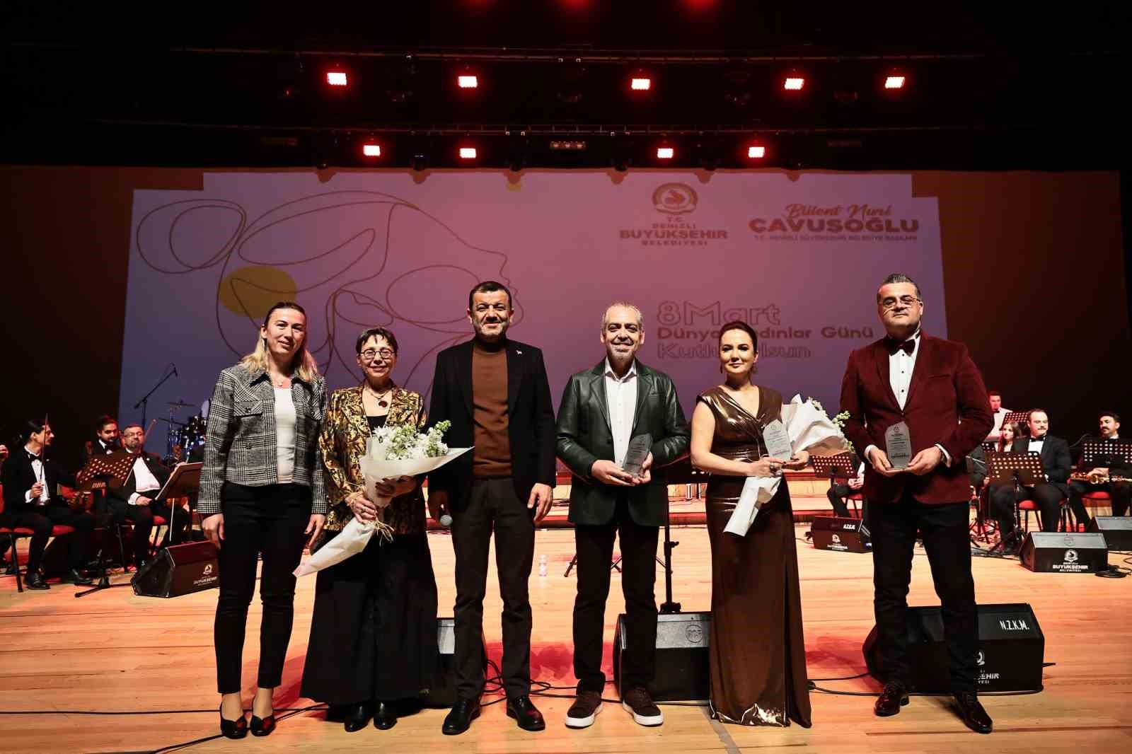 Denizlide Kadınlara Özel Unutulmaz Konser