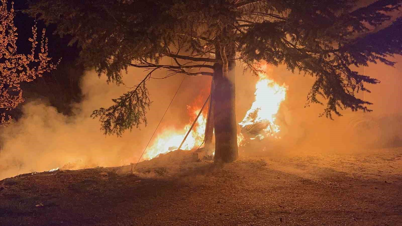 Dinlenme Tesisinde Korkutan Yangın