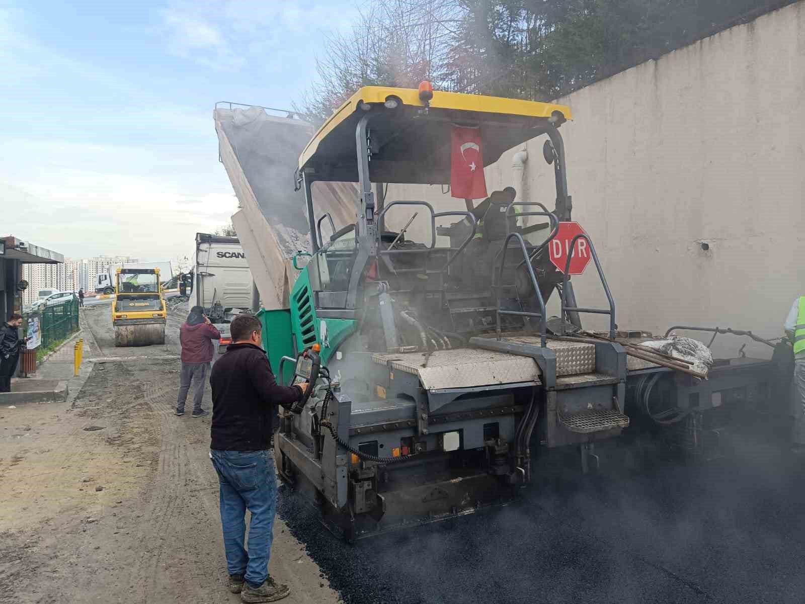 Esenyurtta Konforlu Ulaşım İçin Yollar Yenileniyor