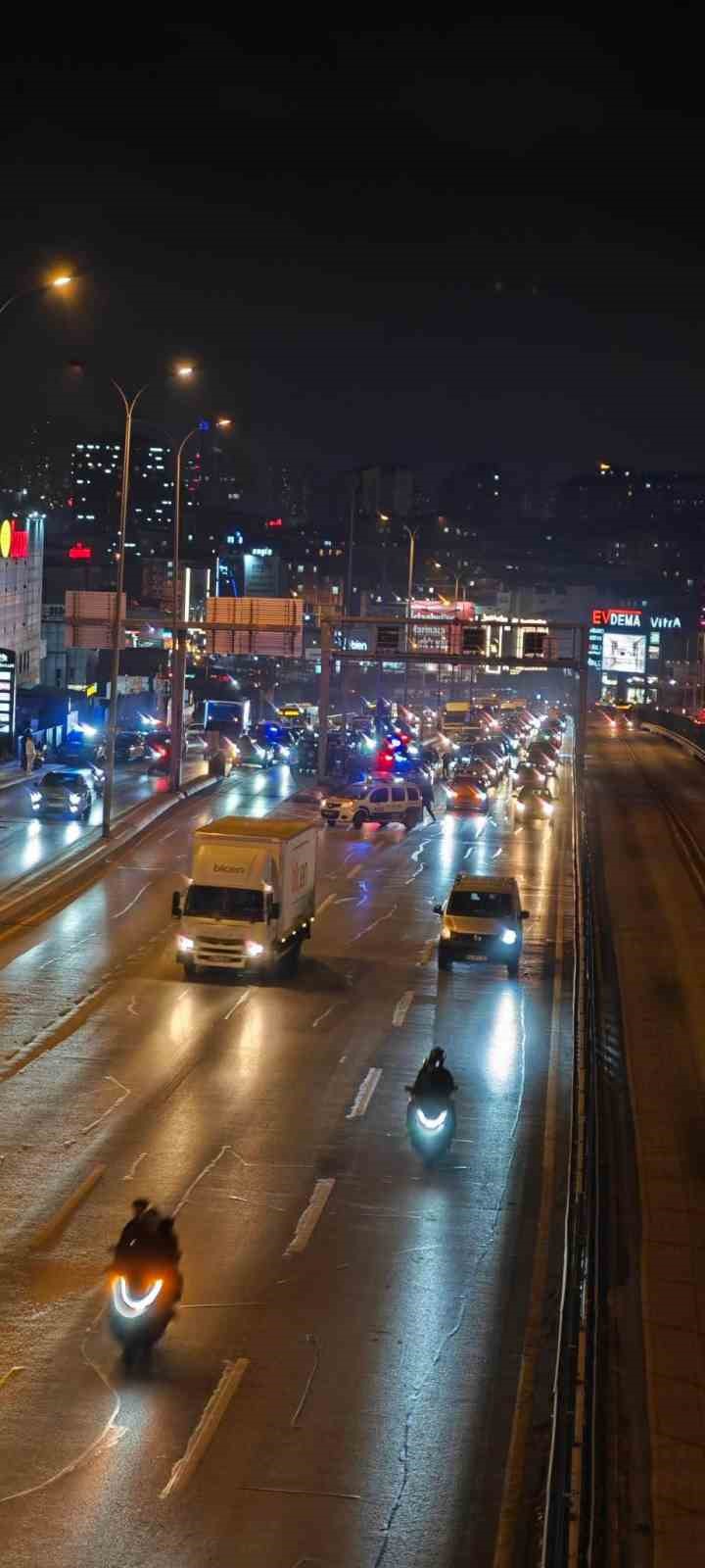 Esenyurtta Polisten Kaçan Alkollü Sürücü Avcılarda Yakalandı