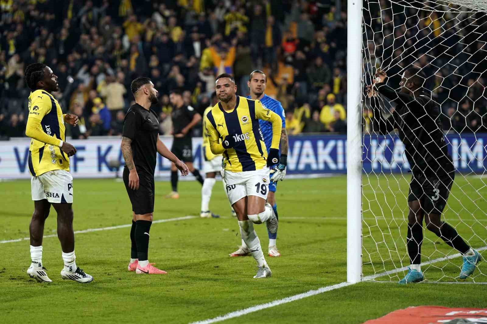 Fenerbahçe, Hatayspora Karşı Galibiyet Serisini 8 Maça Çıkardı