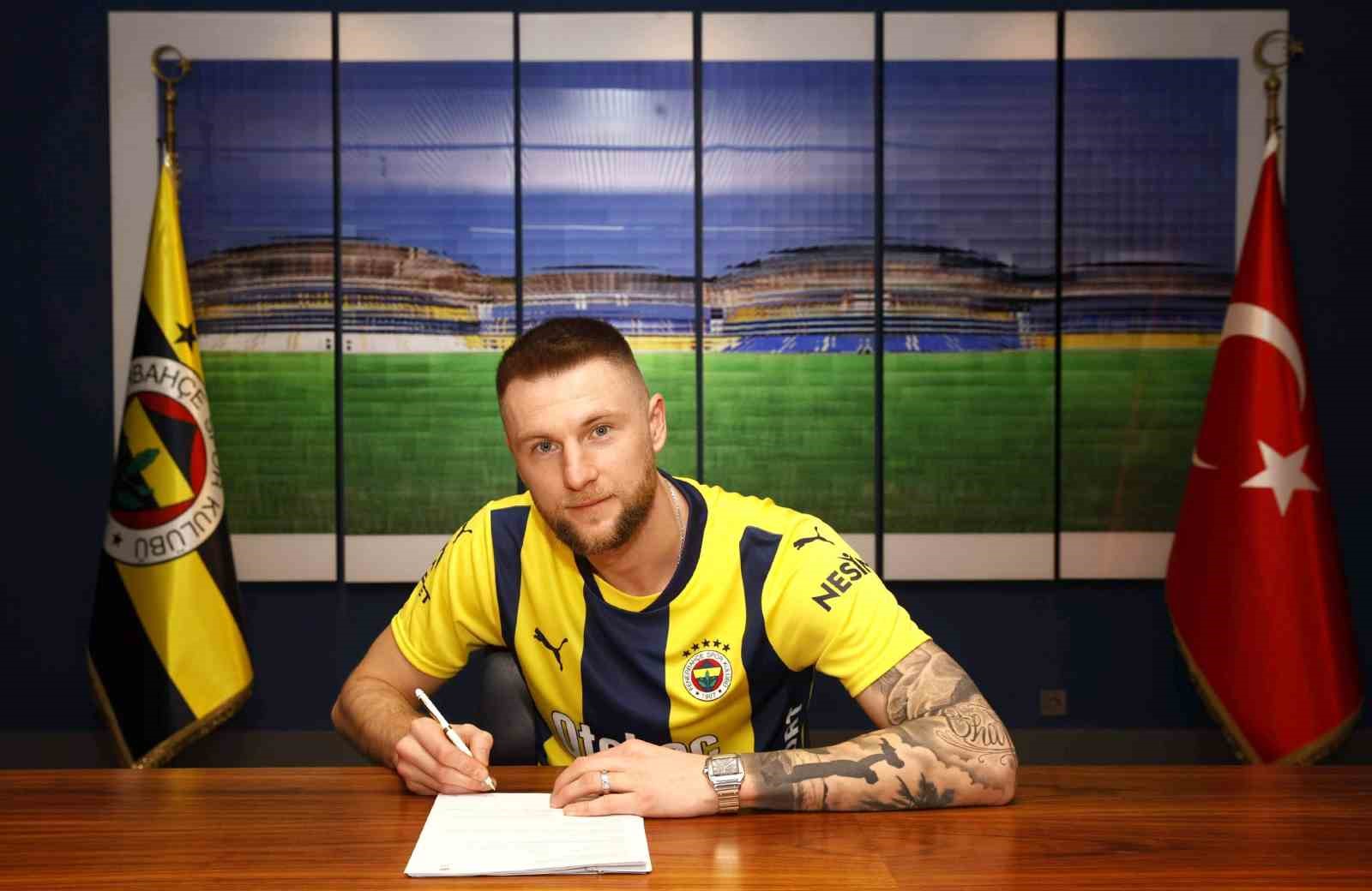 Fenerbahçe, Milan Skriniarı Kiralık Olarak Kadrosuna Kattı