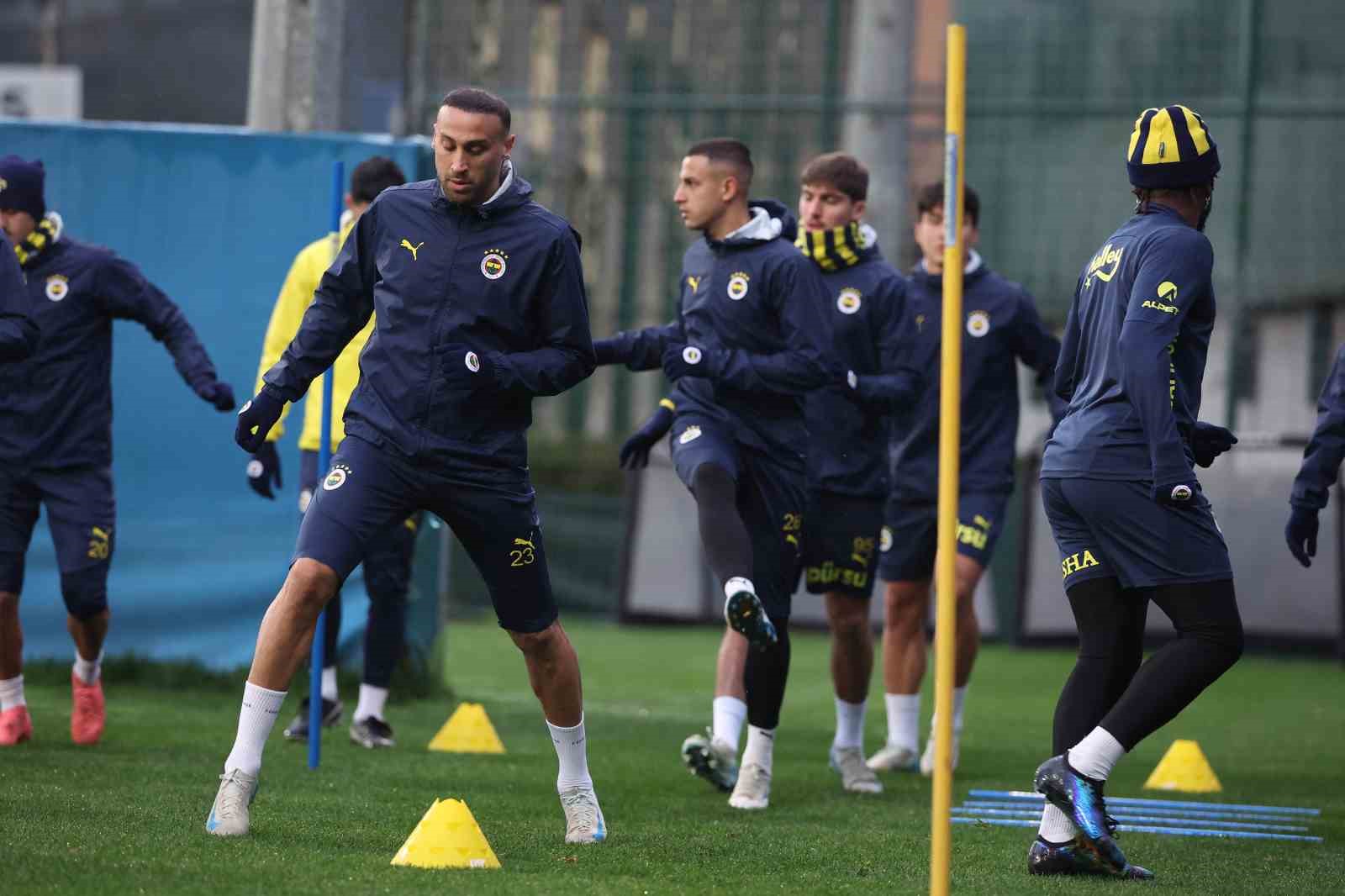 Fenerbahçede Adana Demirspor Maçının Hazırlıkları Başladı