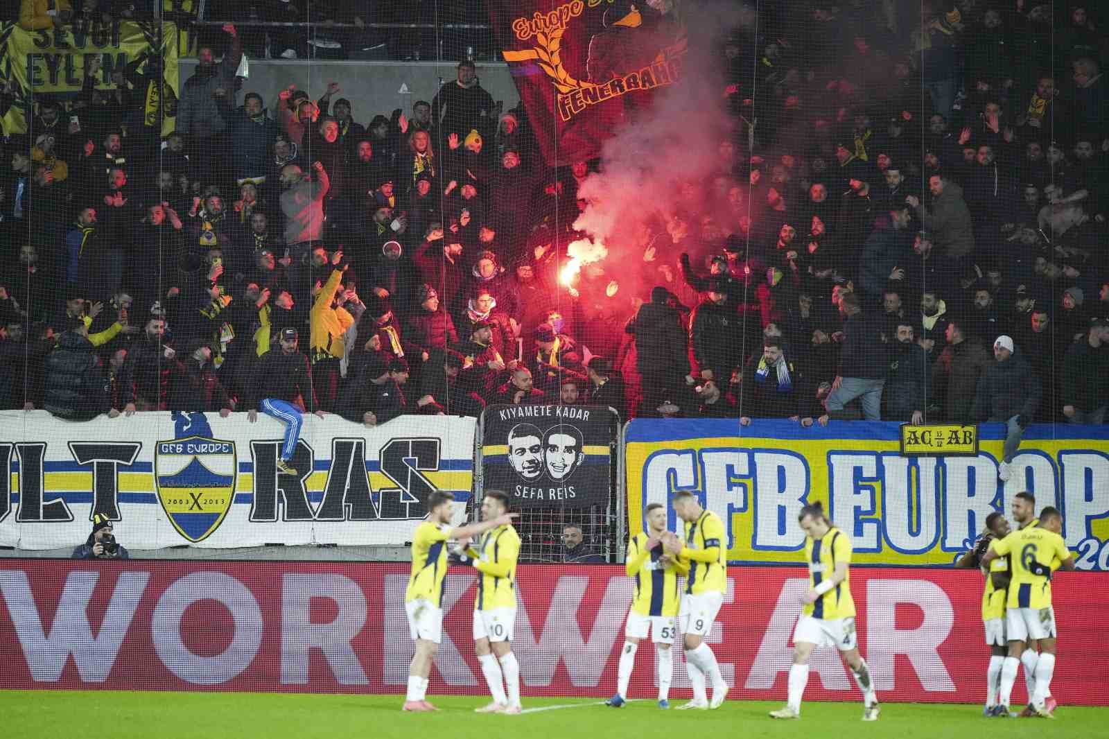 Fenerbahçeden, Rangers Maçına Gelecek Taraftarlara Uyarı