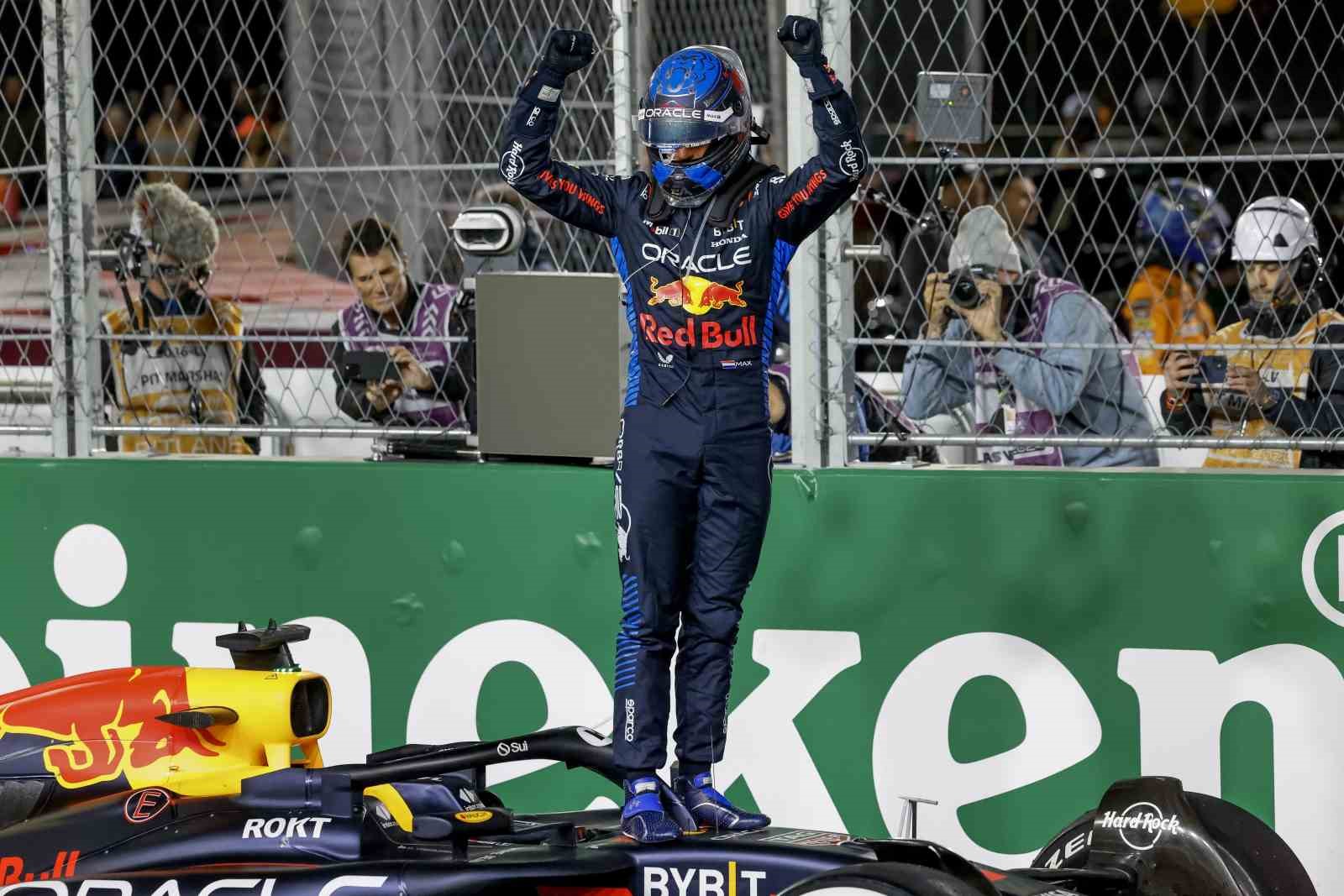 Formula 1De Max Verstappen Üst Üste 4. Kez Şampiyon