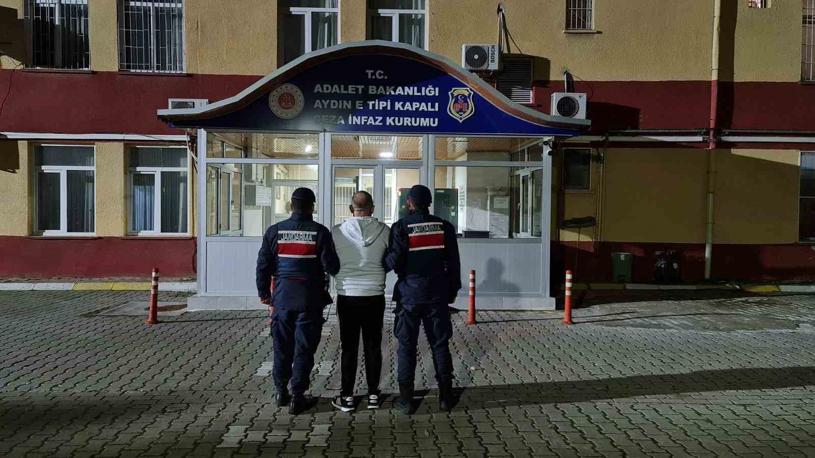 Hapis Cezasıyla Aranan Şahıs Köşkte Yakalandı