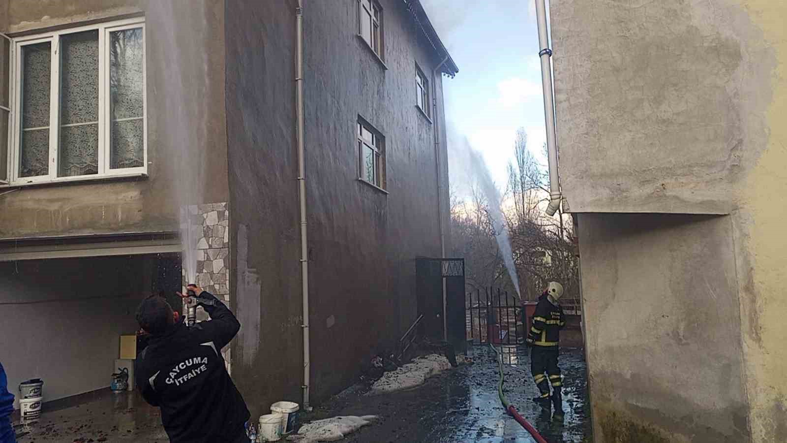 İftar Hazırlığı Yaparken Hayatlarının Şokunu Yaşadılar