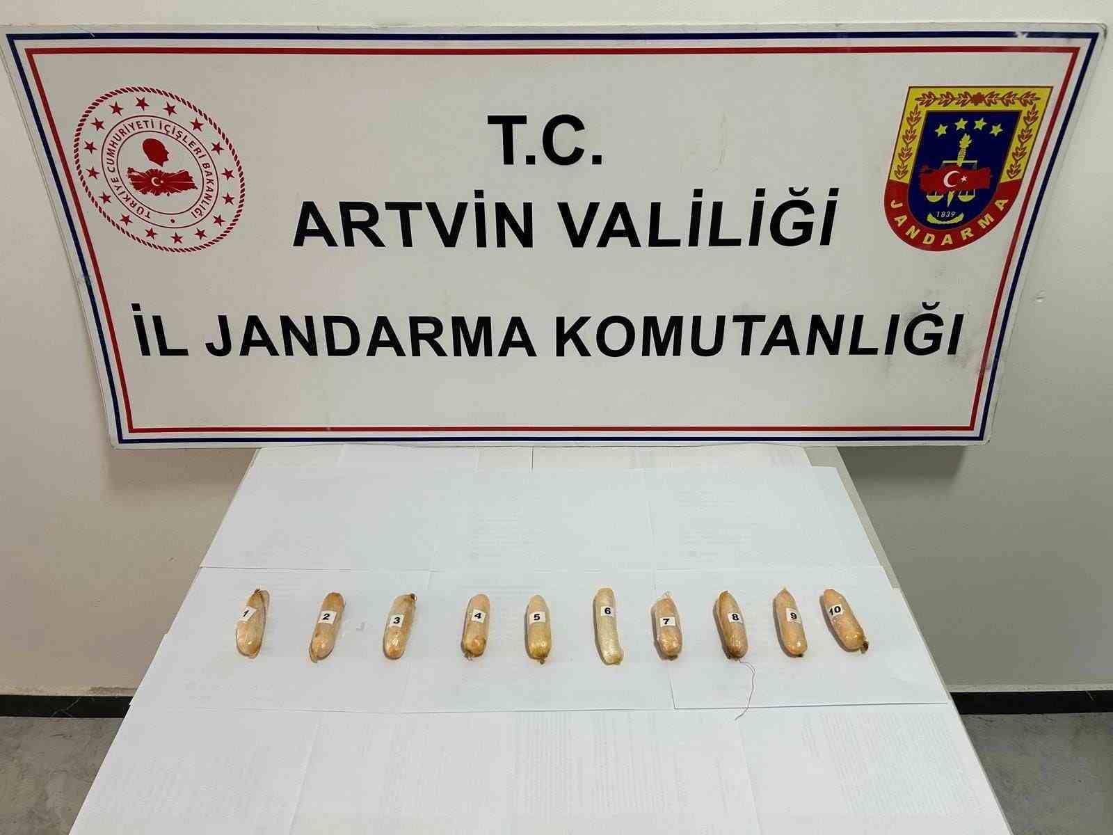 İranlı Şüphelinin Bağırsaklarından 10 Paket Uyluşturucu Çıktı