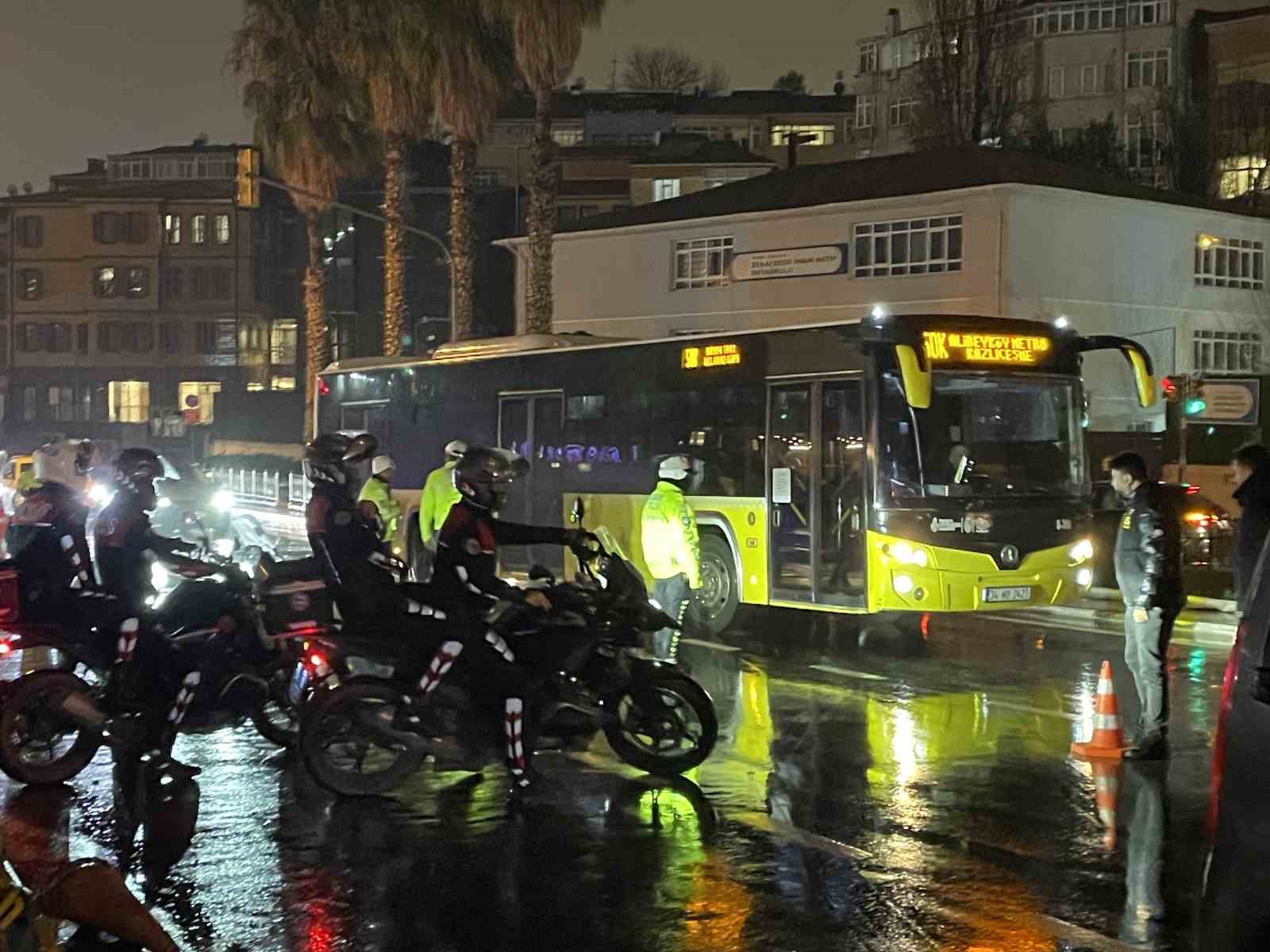 İstanbulda Yeni Yıl Öncesi Asayiş Uygulaması