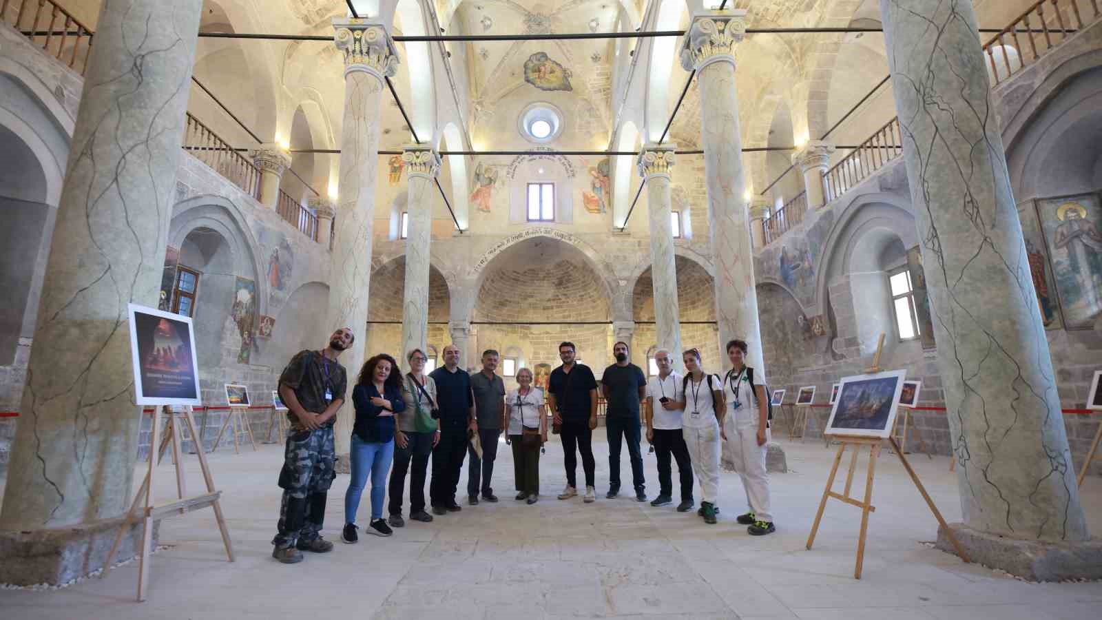 İtalyan Bilim İnsanları Kayaşehir Ve Kaya Kilisede İncelemelerde Bulundu