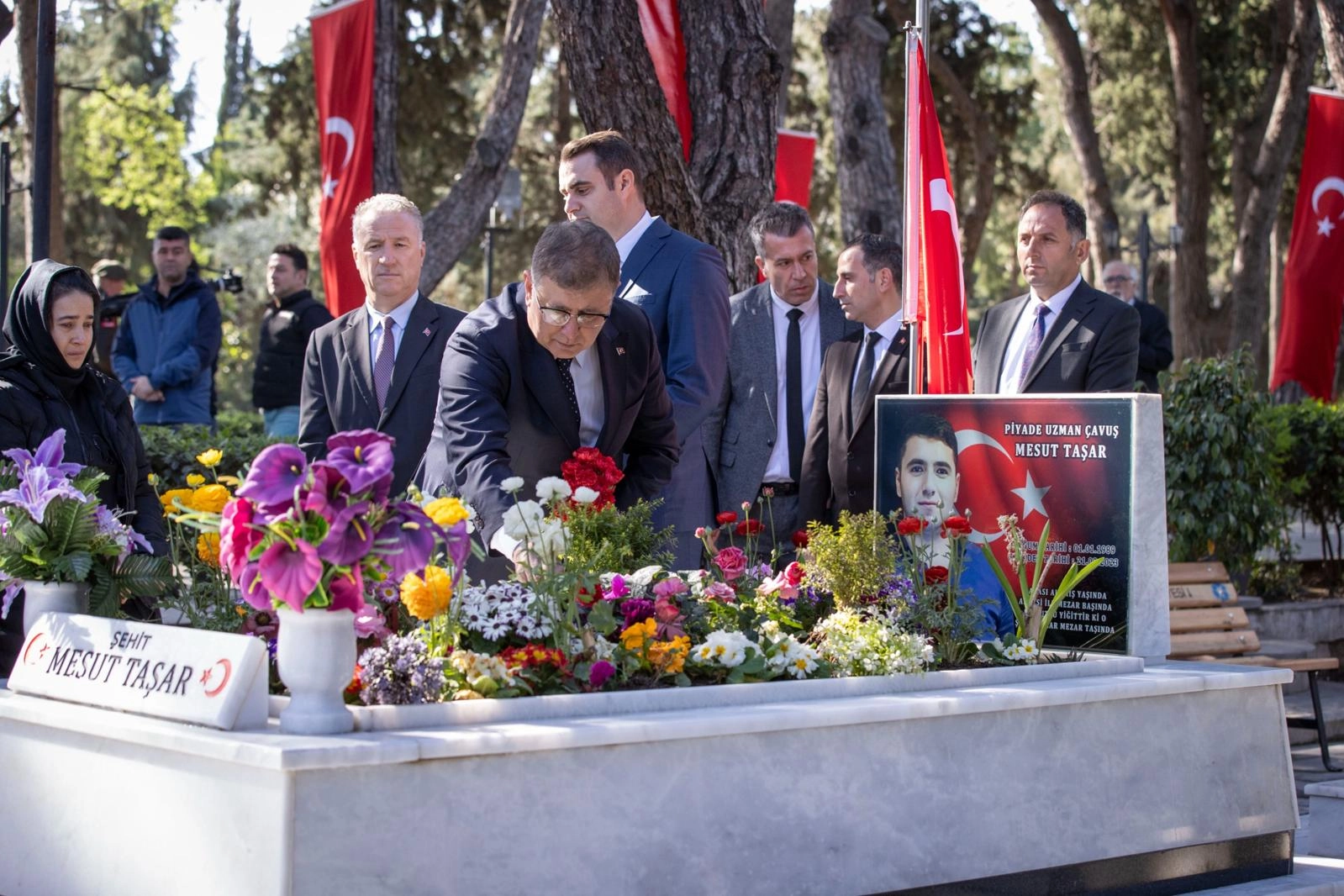 İzmir Kadifekale Şehitliği'nde duygulandıran tören