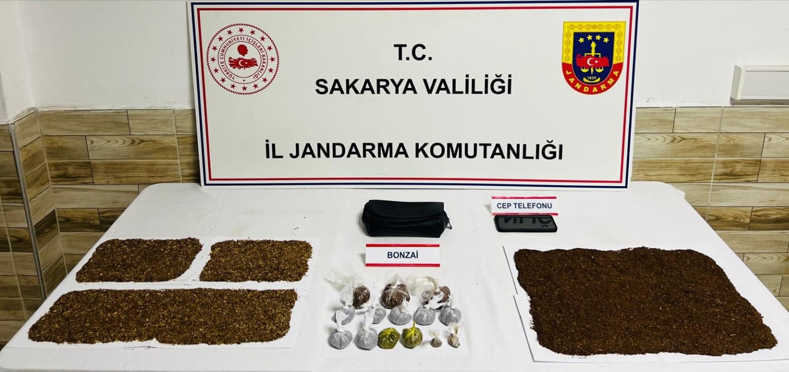 Jandarma Uyuşturucuya Geçit Vermiyor: 2 Tutuklama