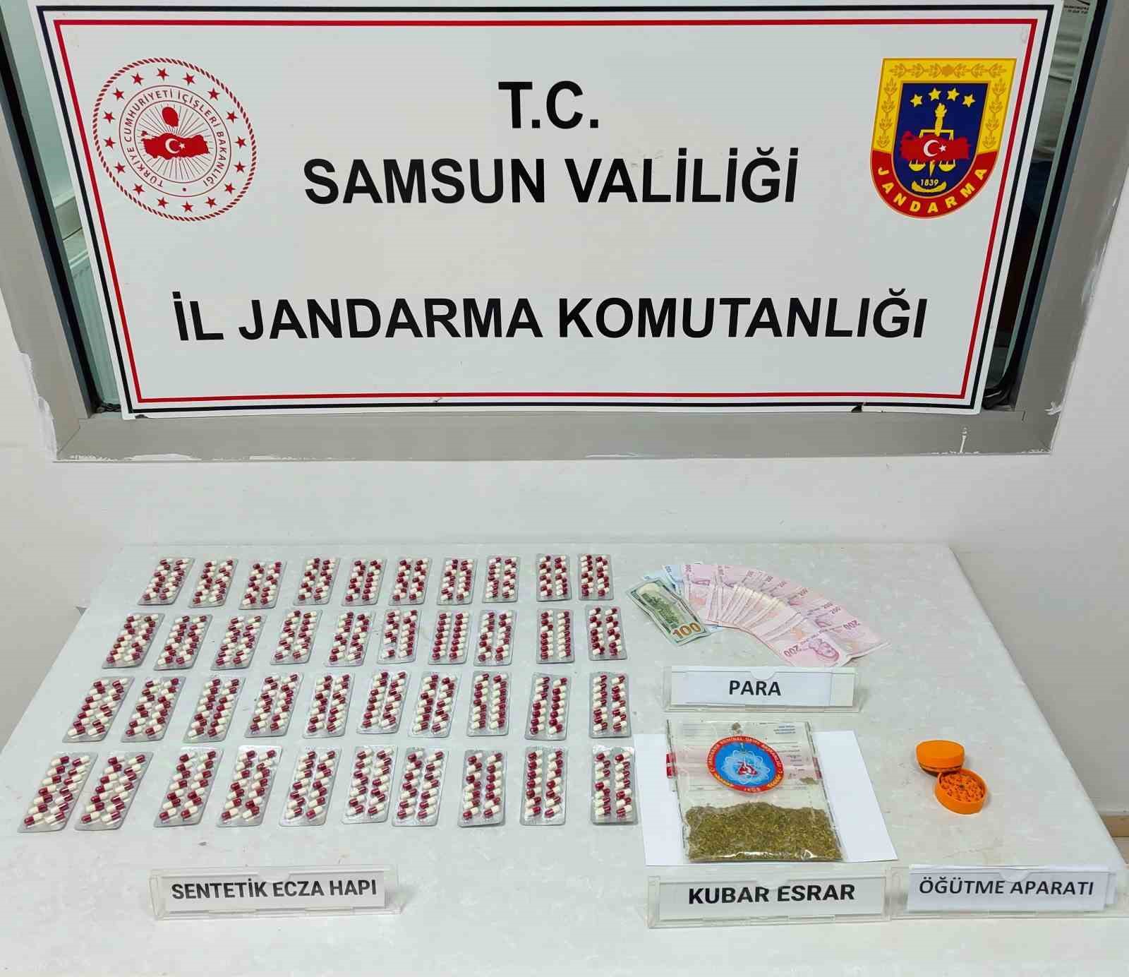 Jandarmadan Uyuşturucu Tacirine Suçüstü: 1 Gözaltı