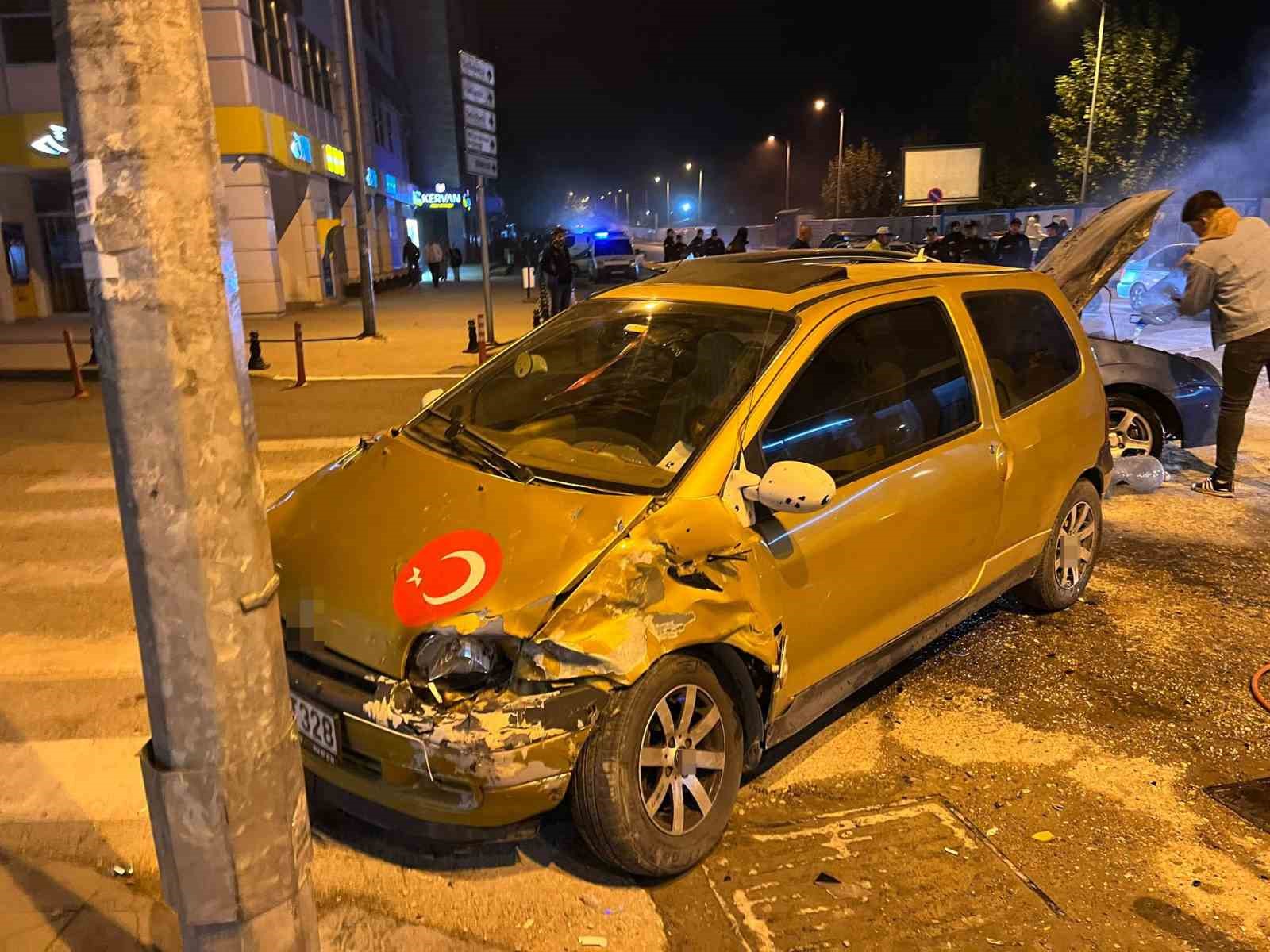 Karabükte Trafik Kazası: 4 Yaralı