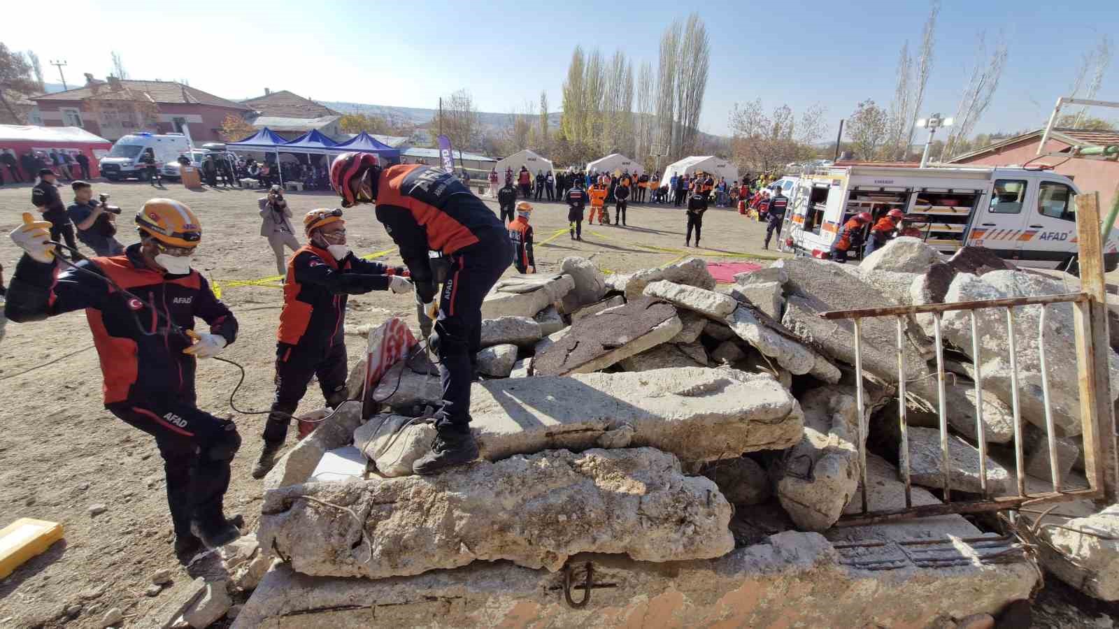 Karamanda Düzenlenen Yerel Saha Tatbikatı Gerçeğini Aratmadı