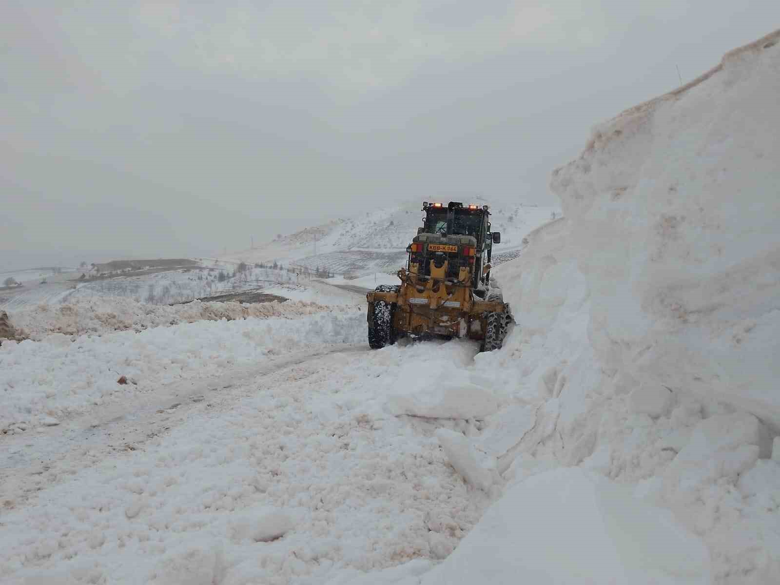 Kayseride Kapalı Yol Kalmadı