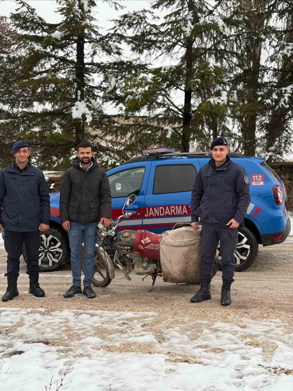 Kırşehirde Çalınan Motosikleti Jandarma Buldu