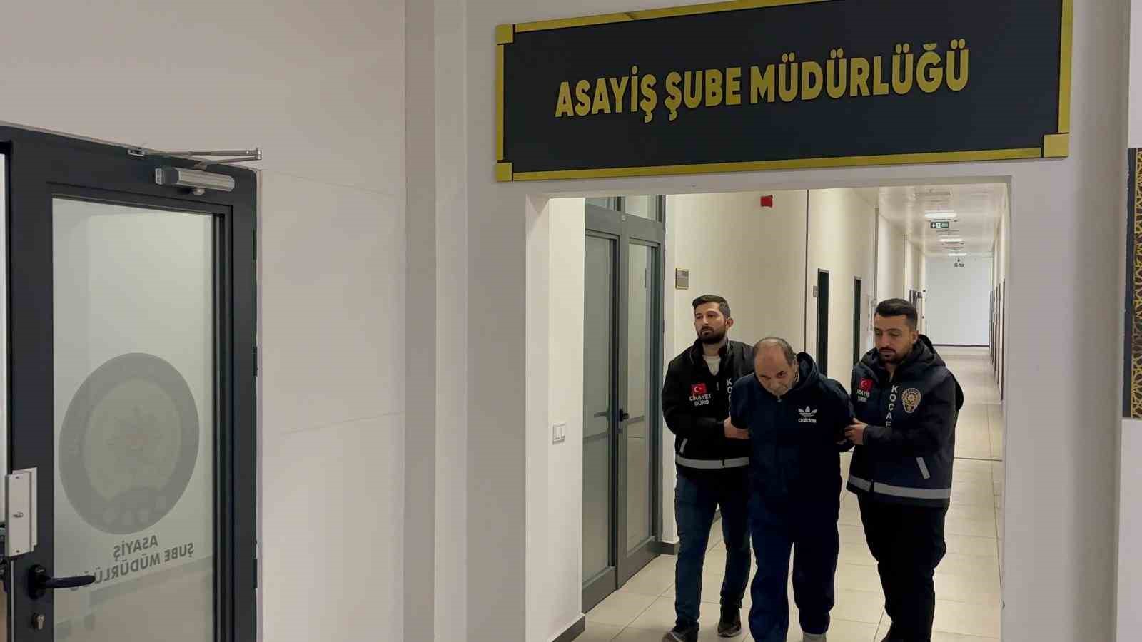 Kocaelide 5 Çocuk Annesi Eşini Öldüren Koca Tutuklandı