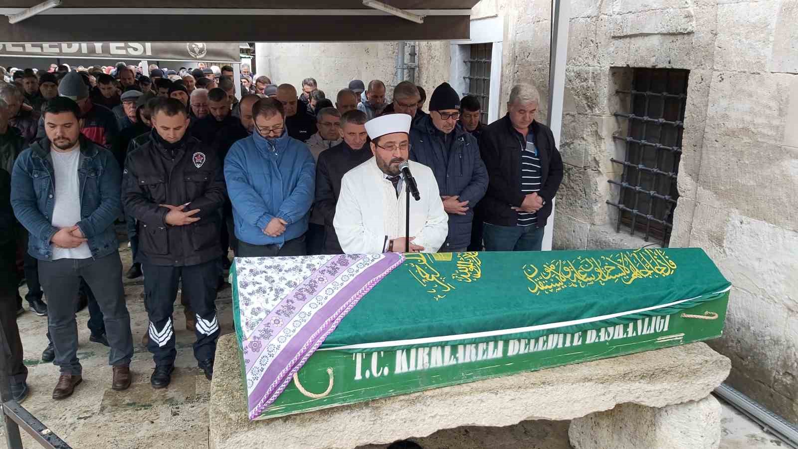 Kocası Tarafından Balta İle Öldürülen Kadın Son Yolculuğuna Uğurlandı