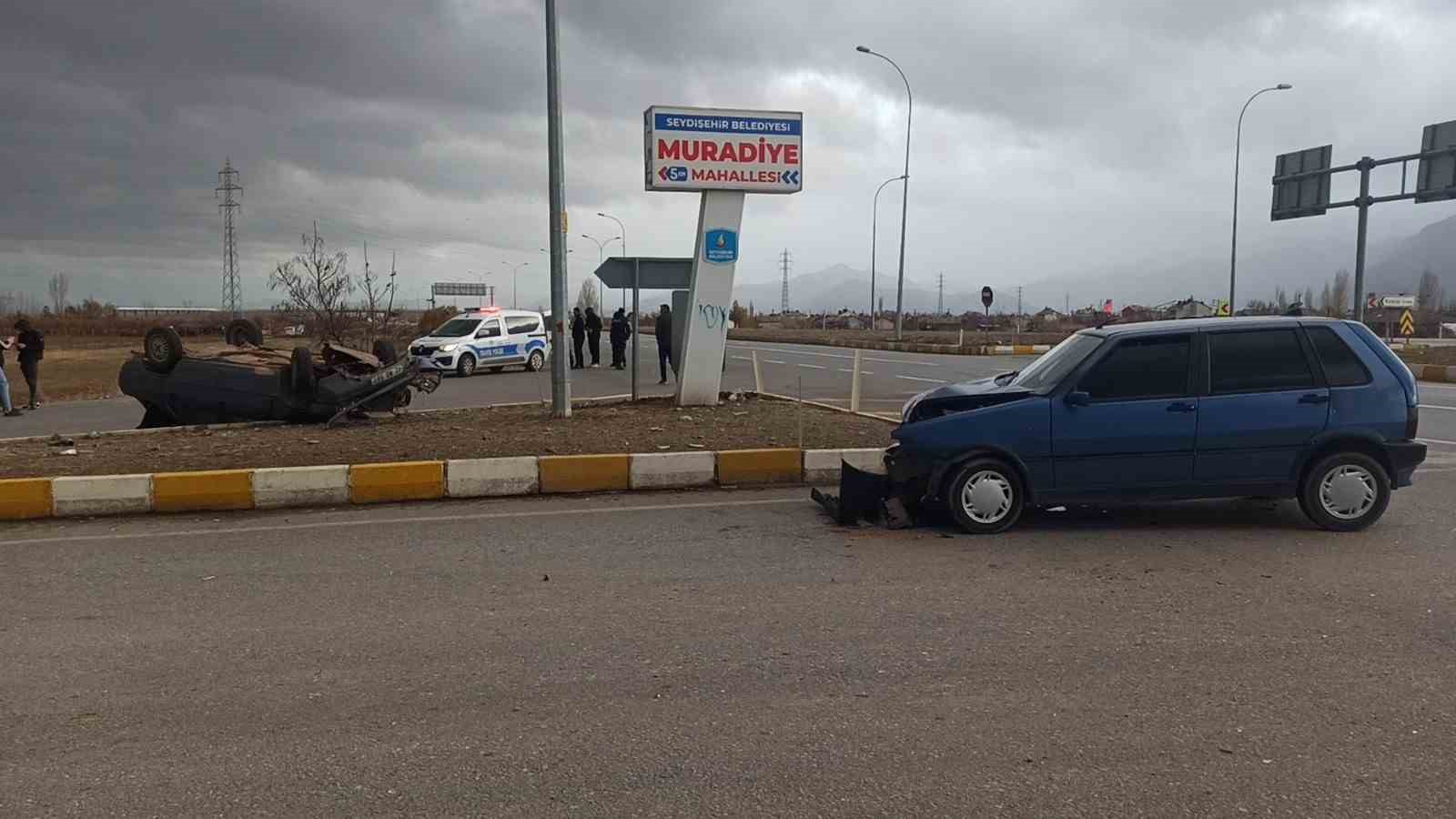 Konyada İki Otomobil Çarpıştı: 1 Yaralı