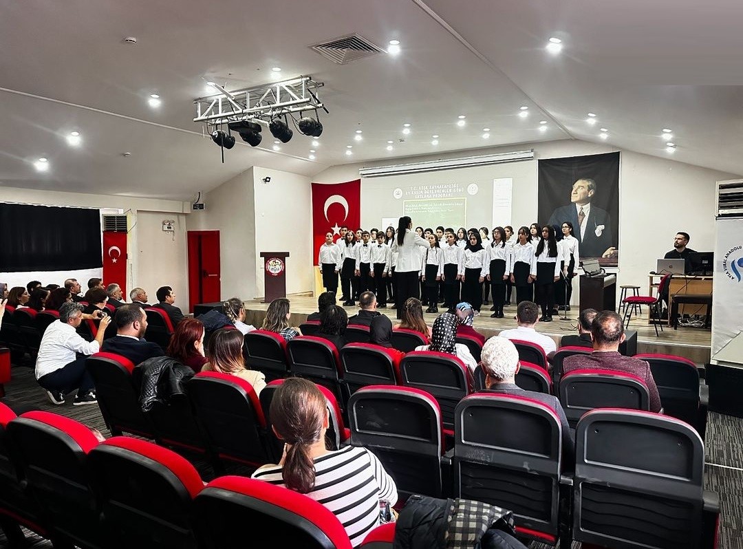 Köşkte Öğretmenler Günü Kutlandı