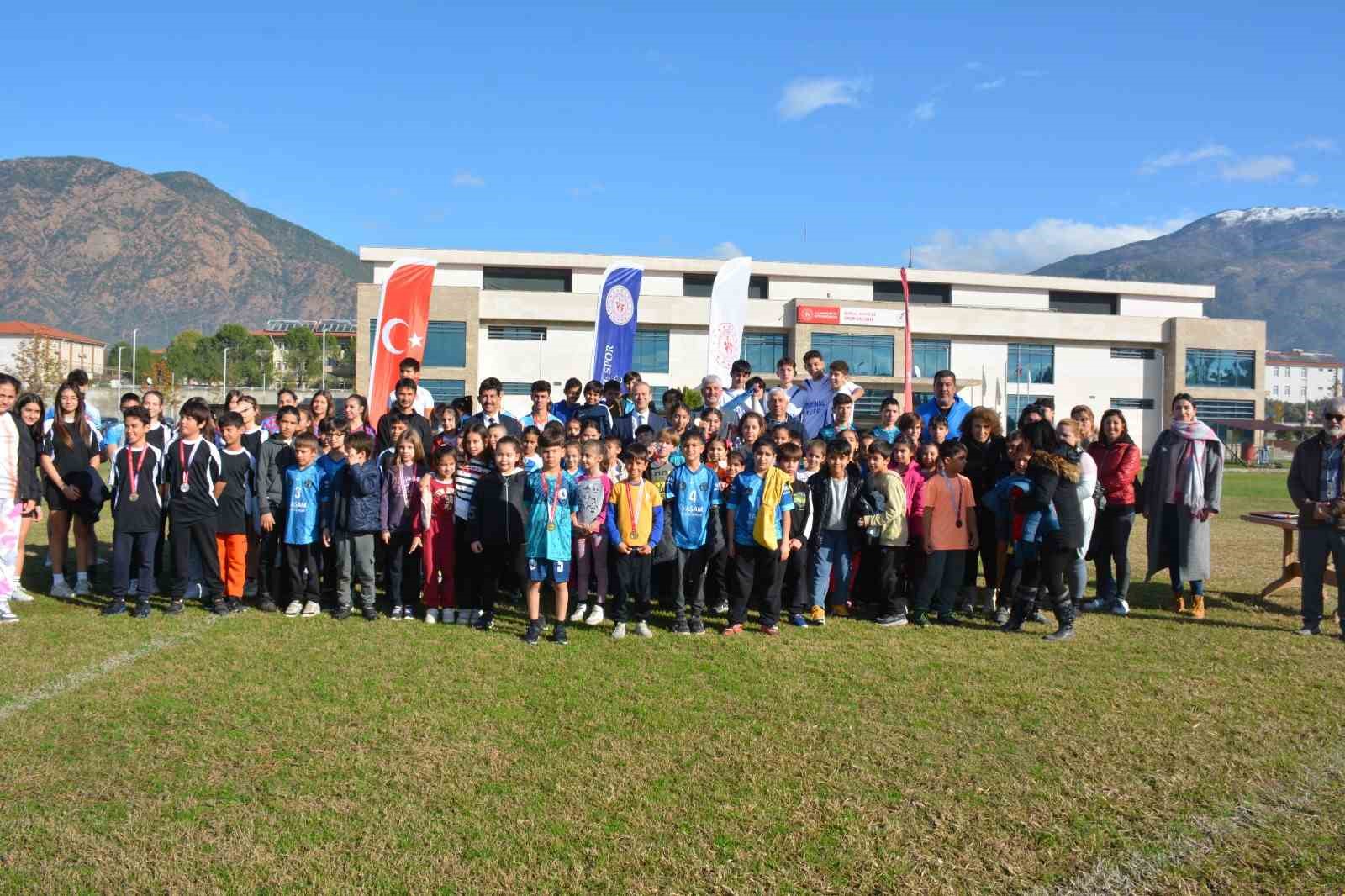 Köyceğizde Atatürk Yol Koşusu Yarışmaları Tamamlandı